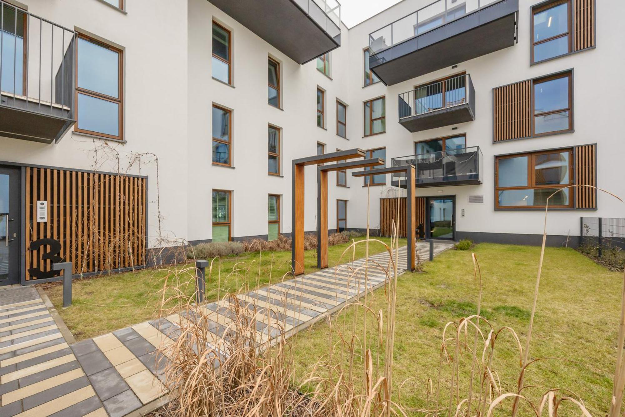 Wilanow Family With Parking & Gym By Renters Prestige Warsaw