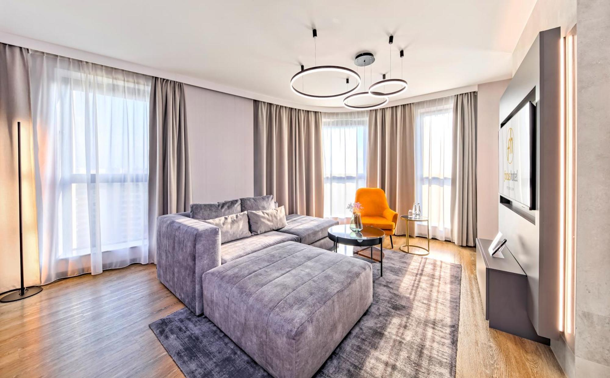Hotel Focus Premium Warsaw