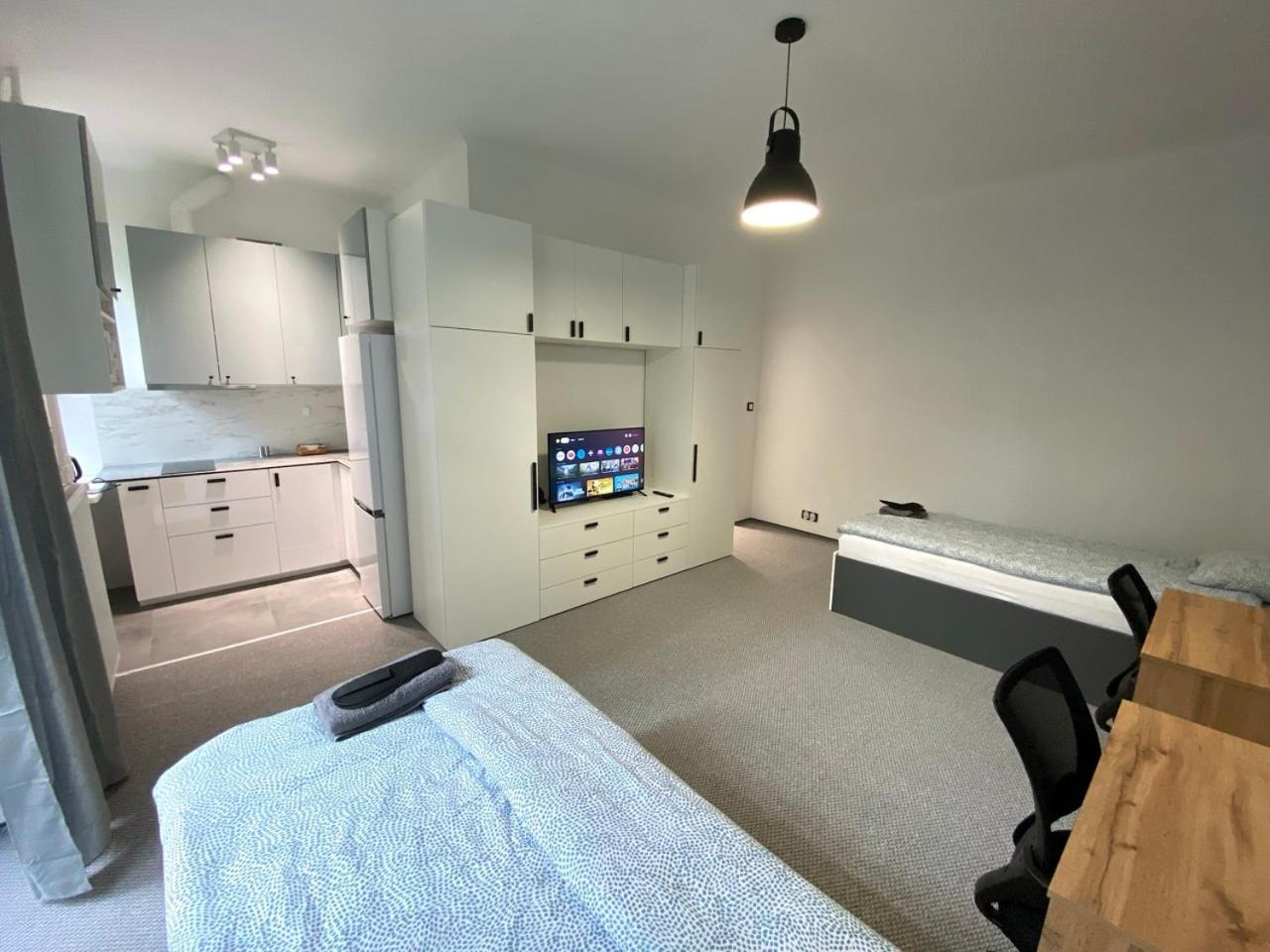 Student House Domaniewska Apartment Warschau