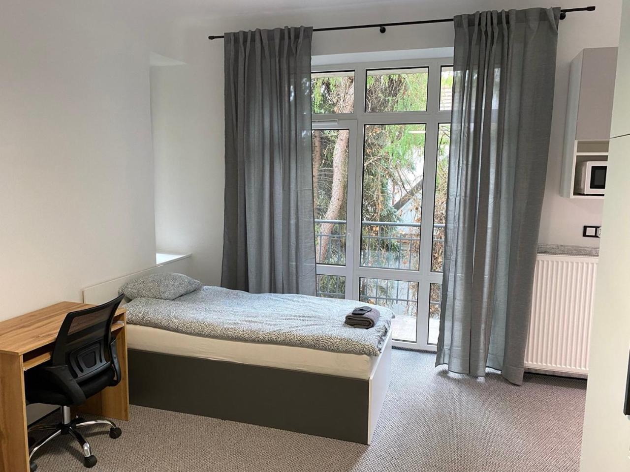 Student House Domaniewska Apartment *