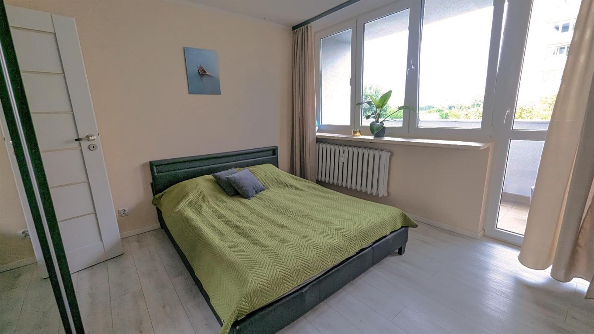 Sunny 3-room Appartement, Near National Stadium *