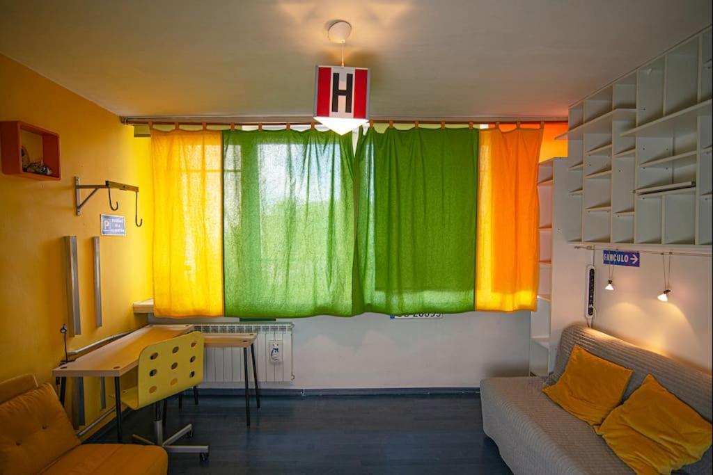 Colourful Space, So