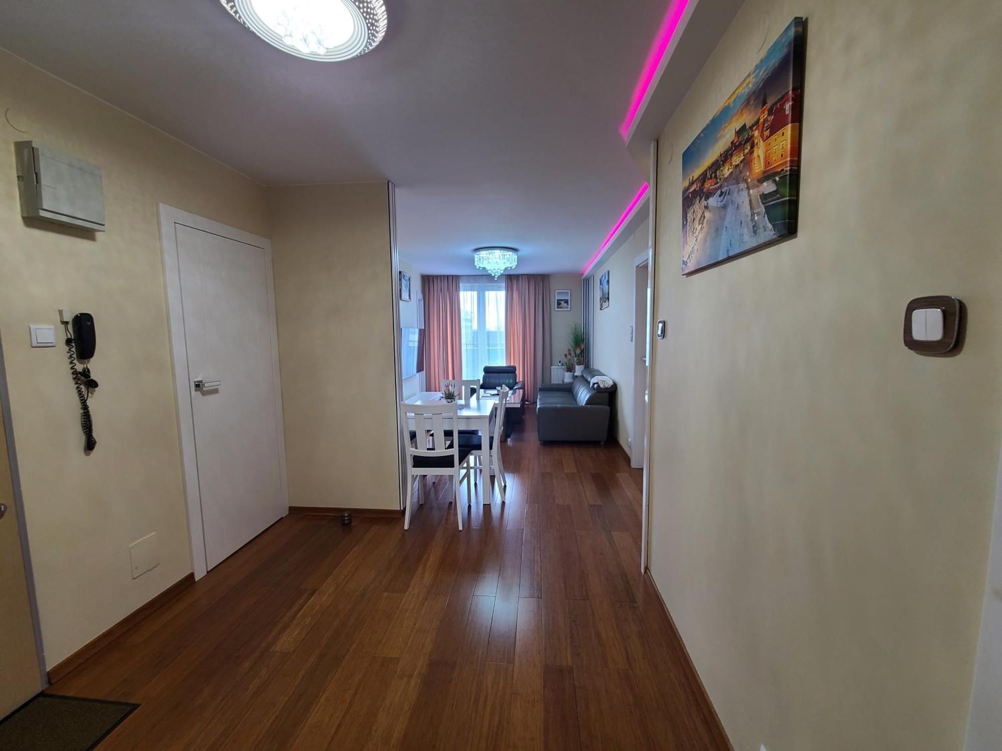 Apartment Panorama W360 *