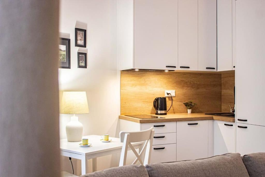 Nowoczesne W сentrum Căn hộ Warsaw