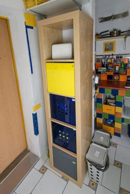 Colourful Space, So *