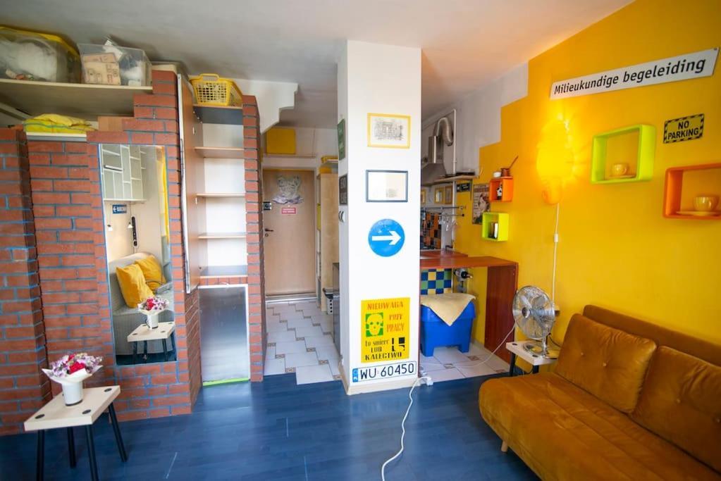 Colourful Space, So Apartment *
