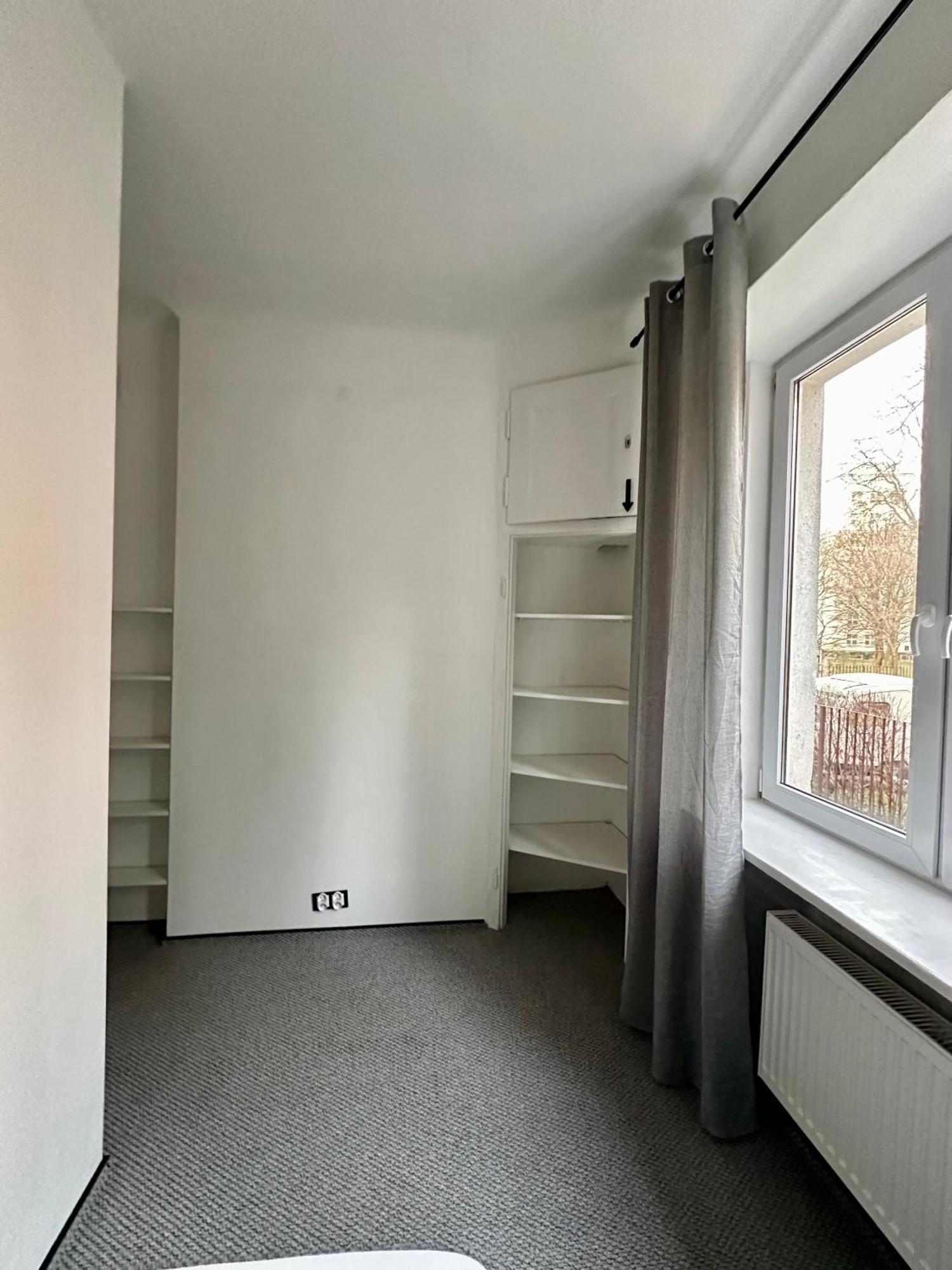 Student House Domaniewska *