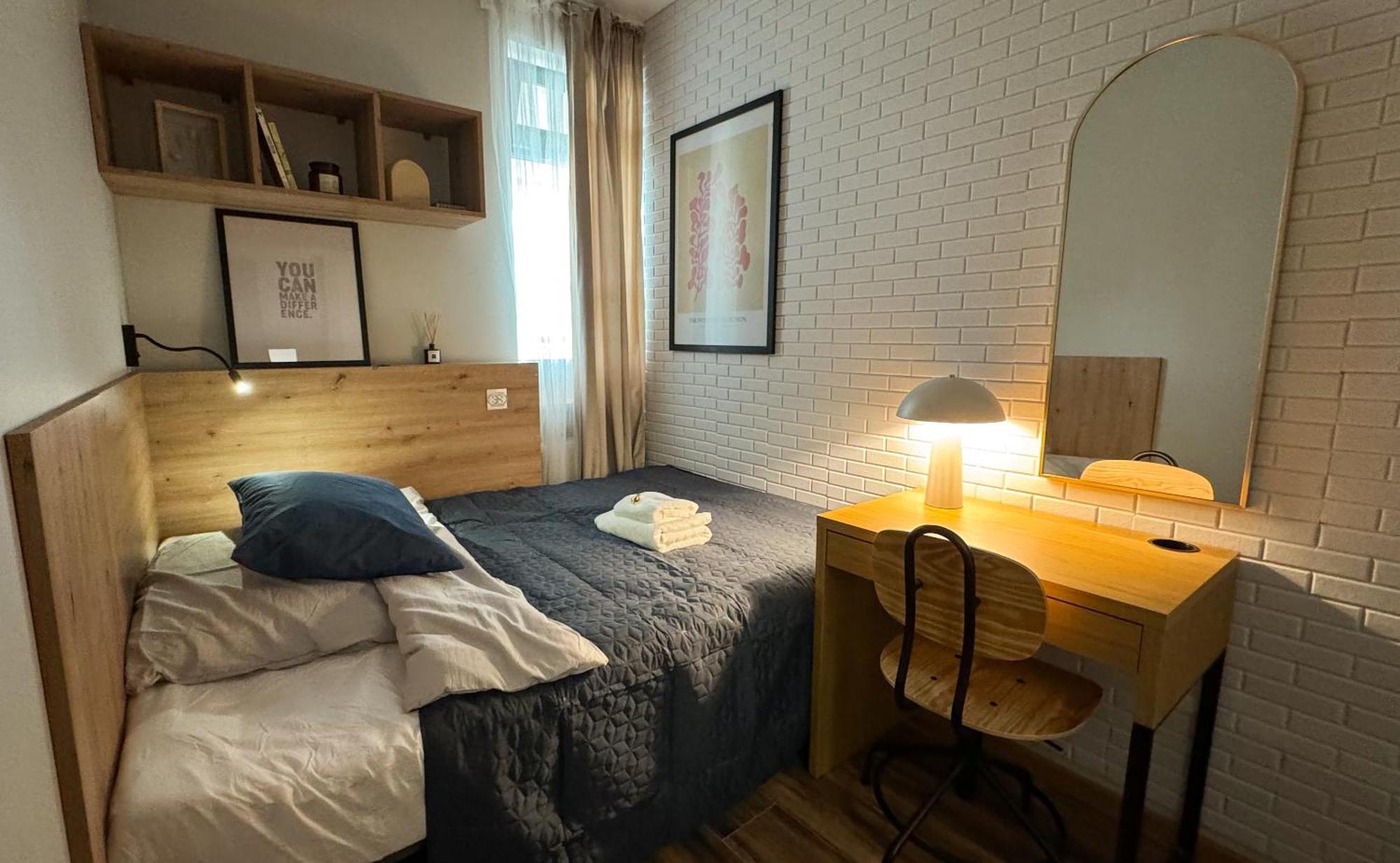 A2 - - Haven - Two Shared Bathrooms