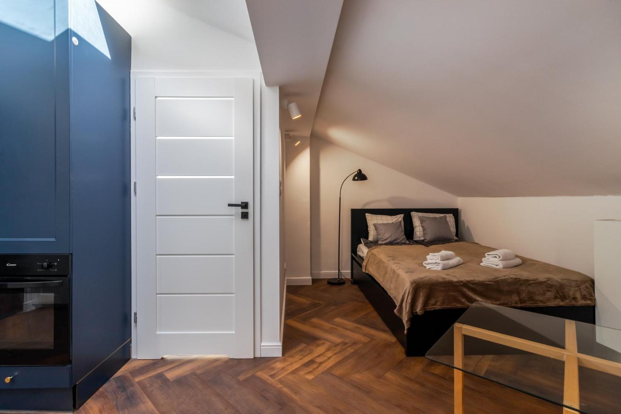 Apartment Close-golden In - Marcinkowskiego Warsaw