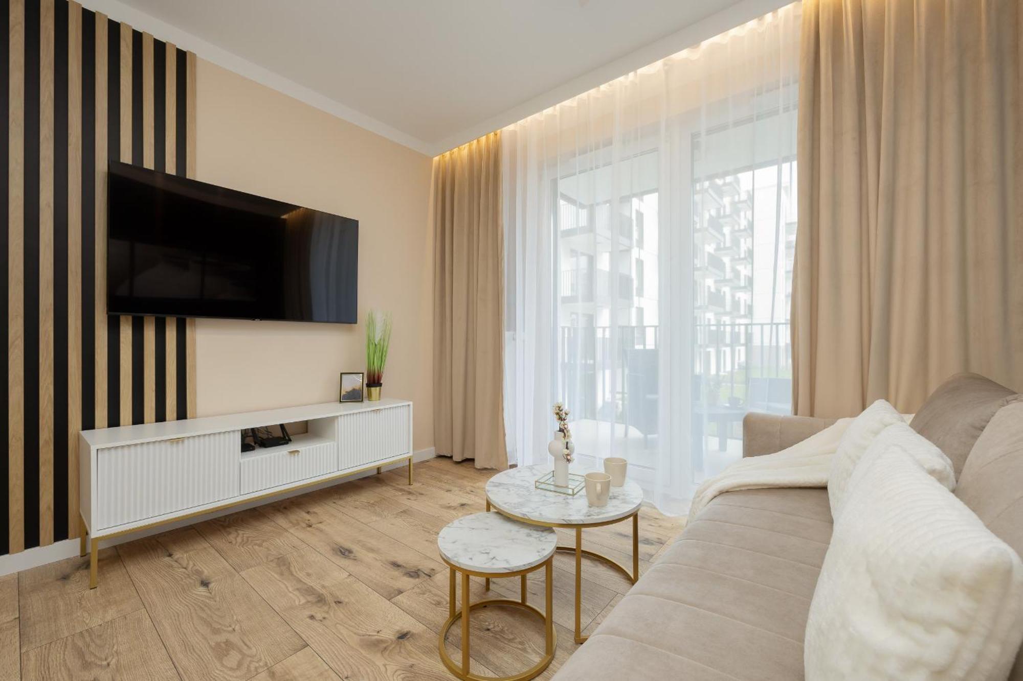 Herbu Oksza Elegant With Parking By Renters Apartament *