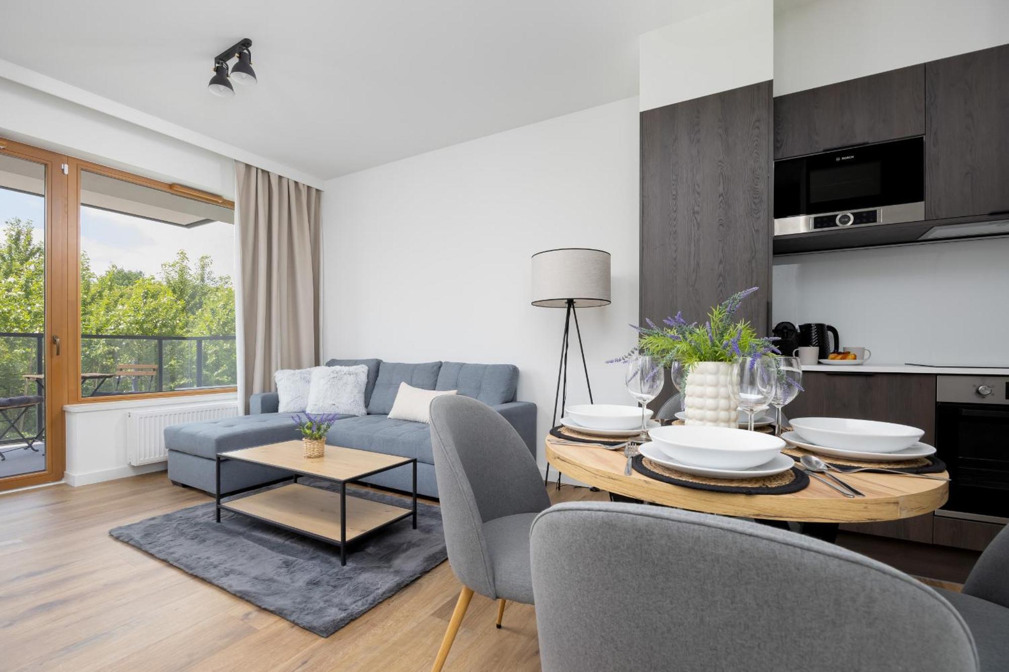 Ludwiki Z Parkingiem By Renters Apartment