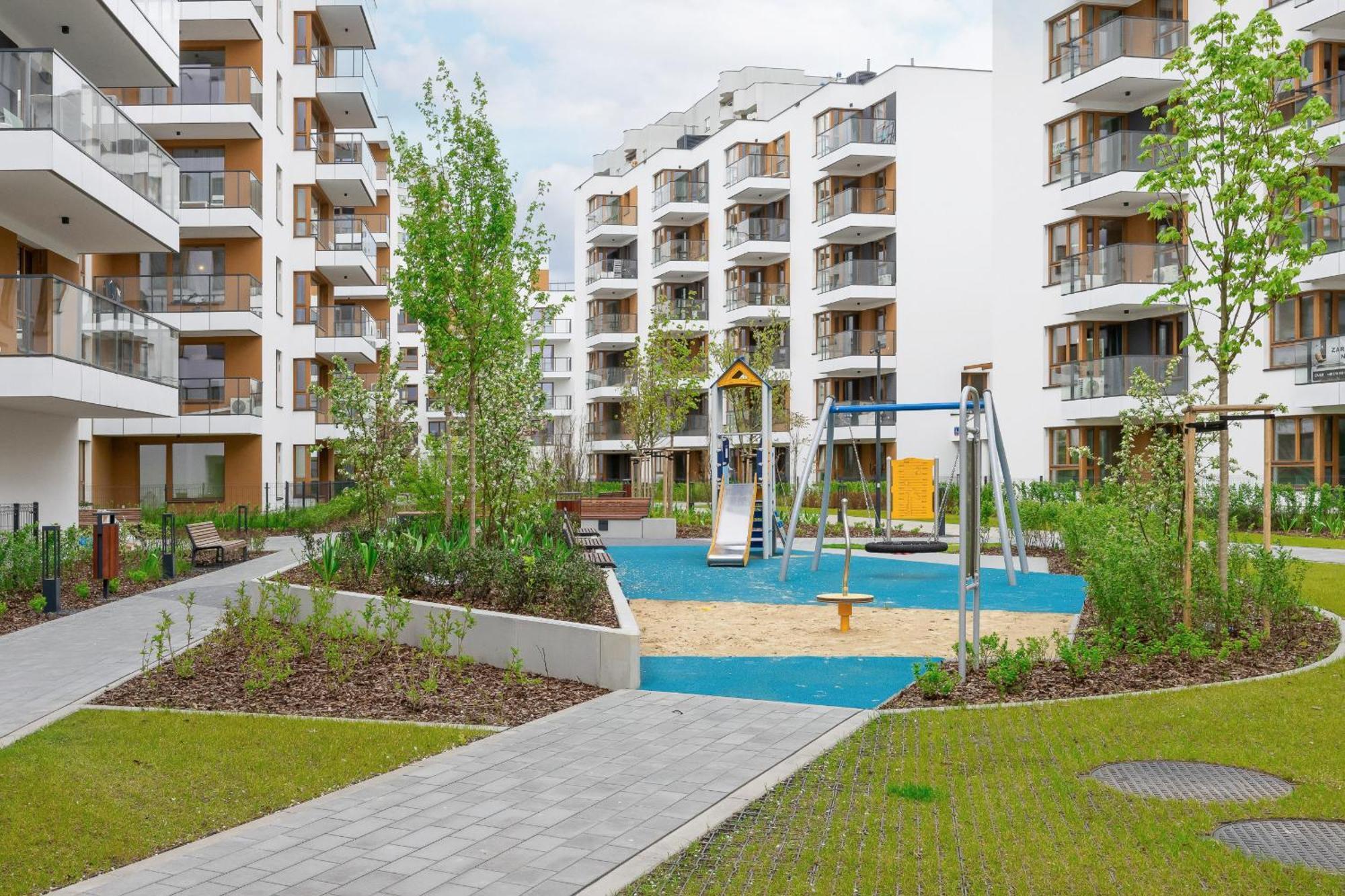 Ludwiki Z Parkingiem By Renters Warsaw