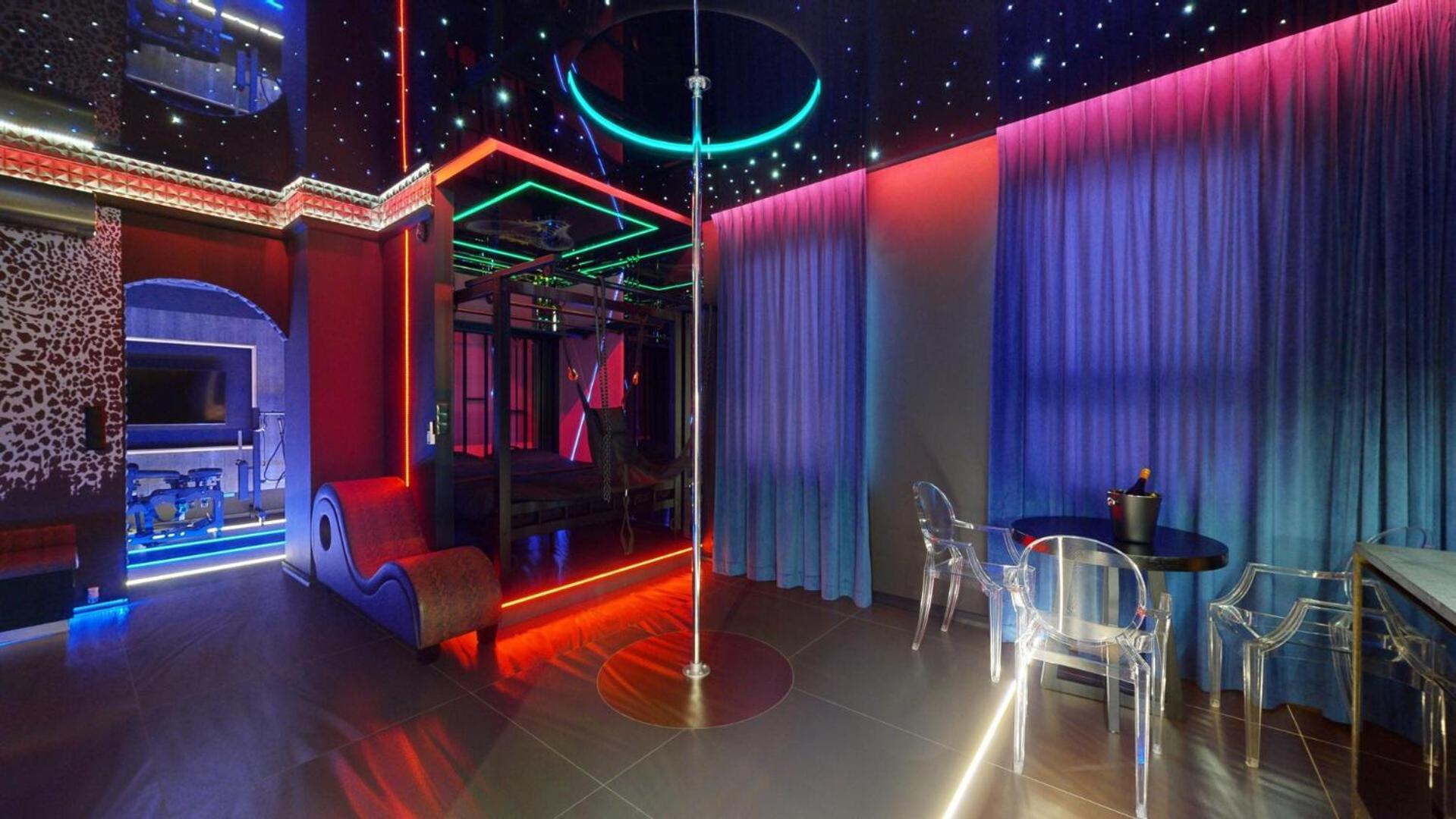 No Limits House - Bdsm Glamour * Warsaw