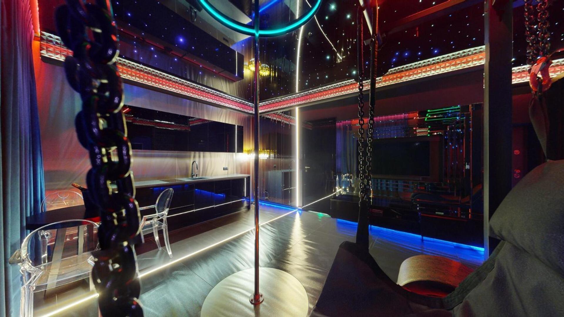 Apartment No Limits House - Bdsm Glamour Warsaw
