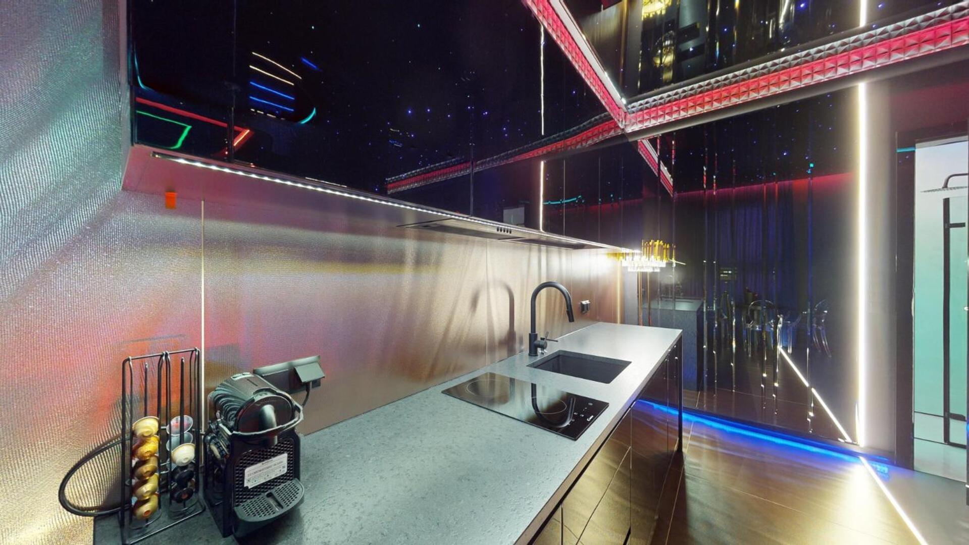 No Limits House - Bdsm Glamour Apartment *