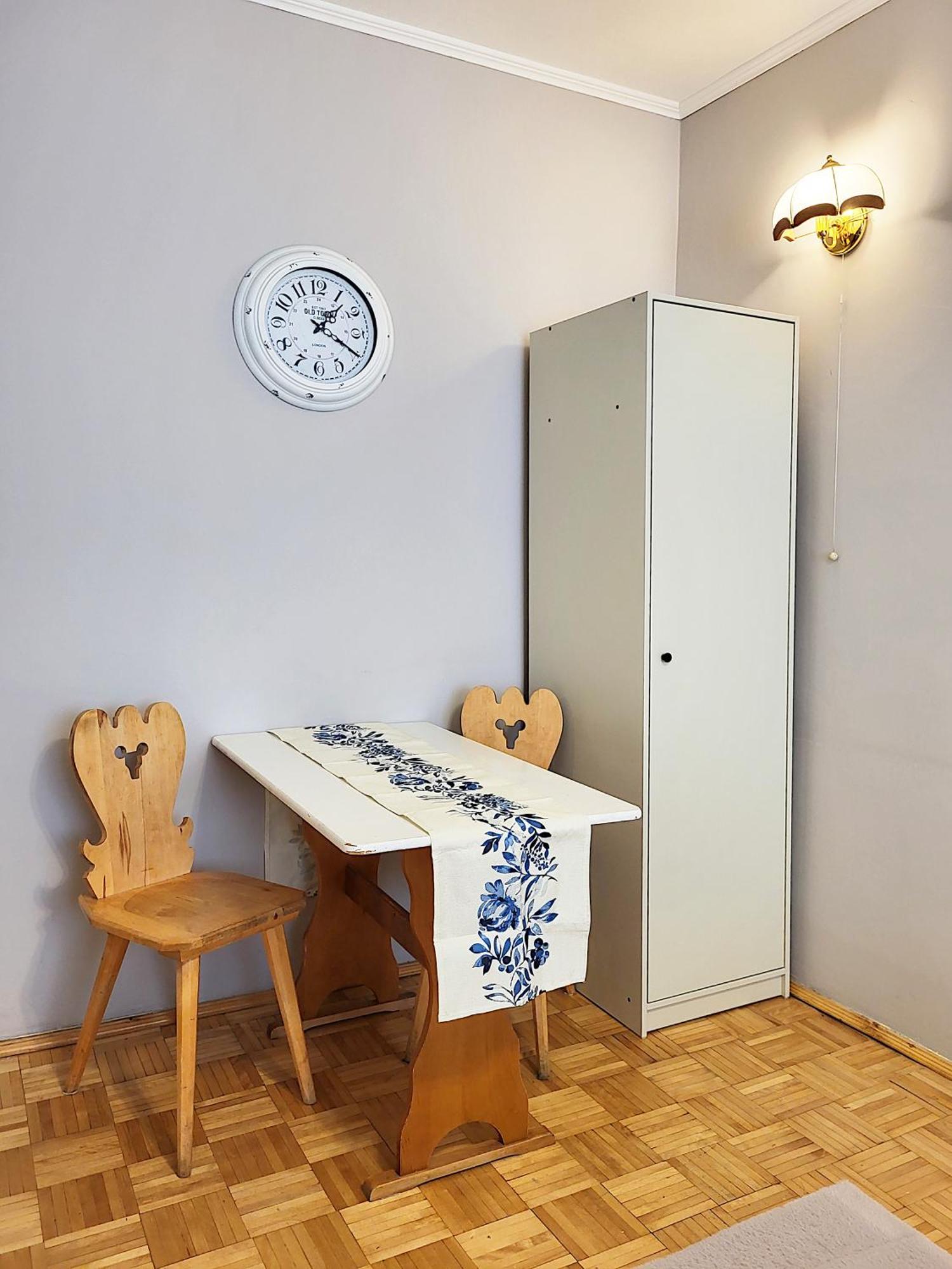 Husarska 60 Bed & Breakfast