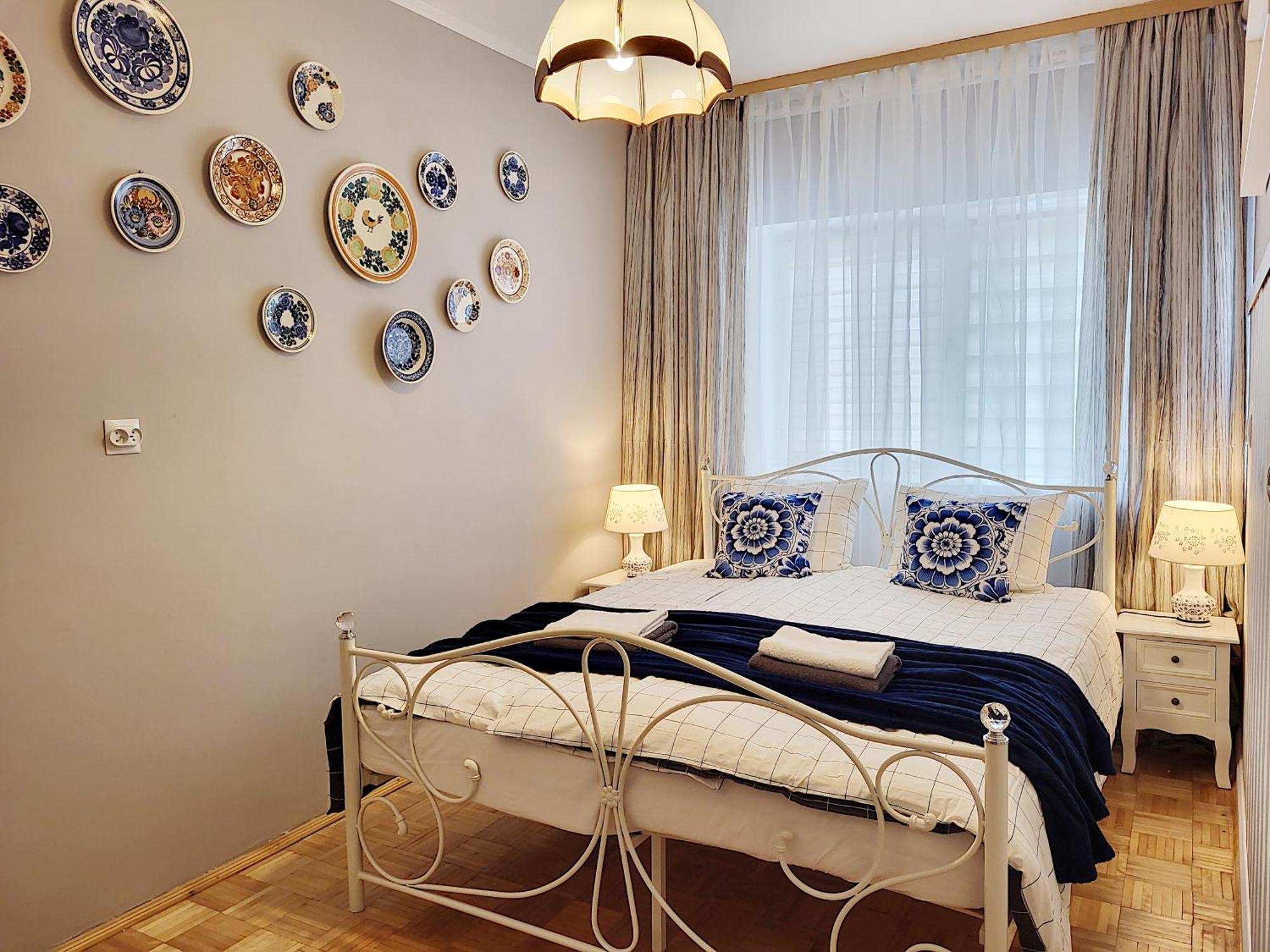 Bed & Breakfast Husarska 60 *