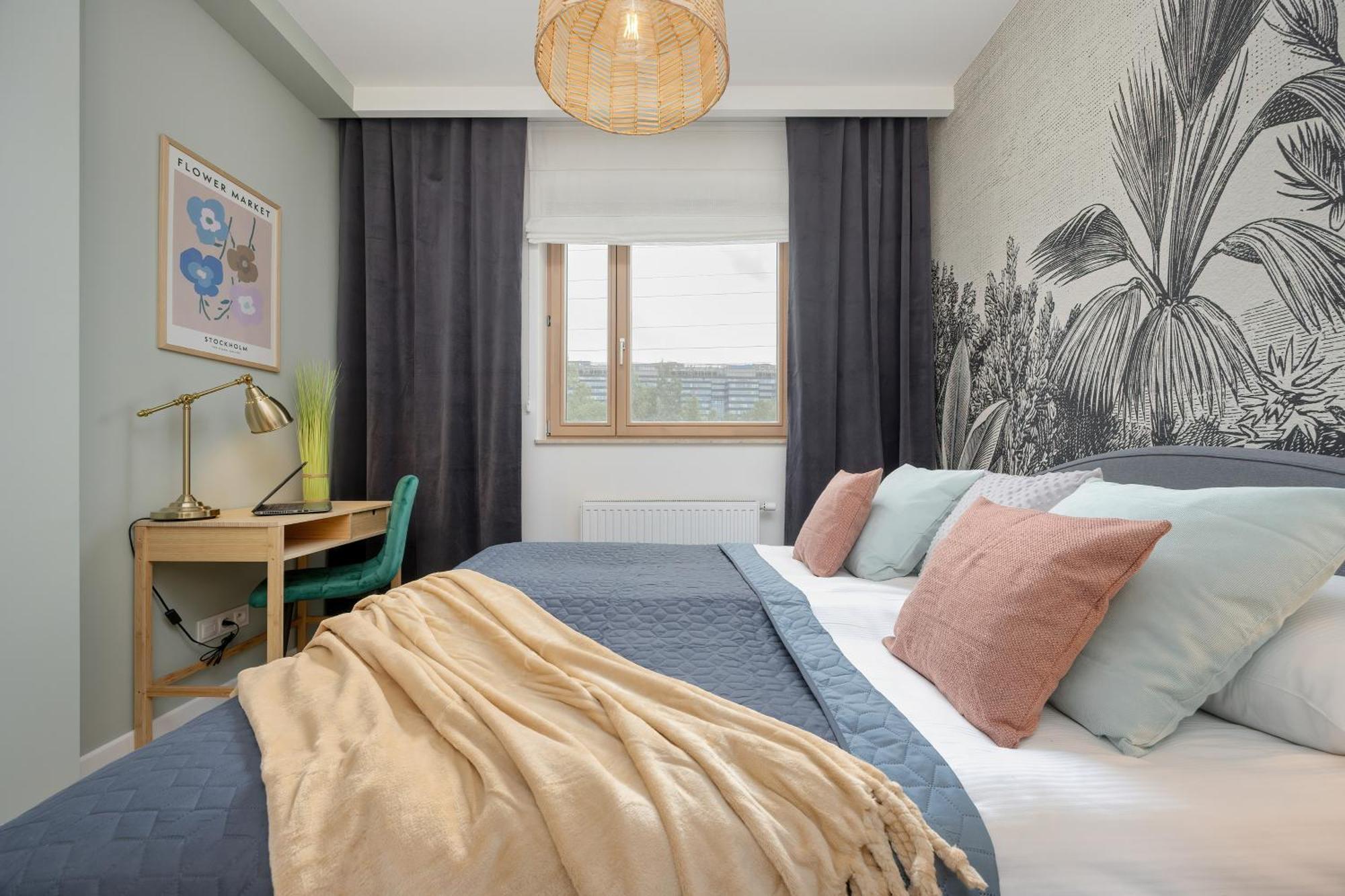 Nowoczesne Z Balkonem Kolejowa Nu Wola By Renters *