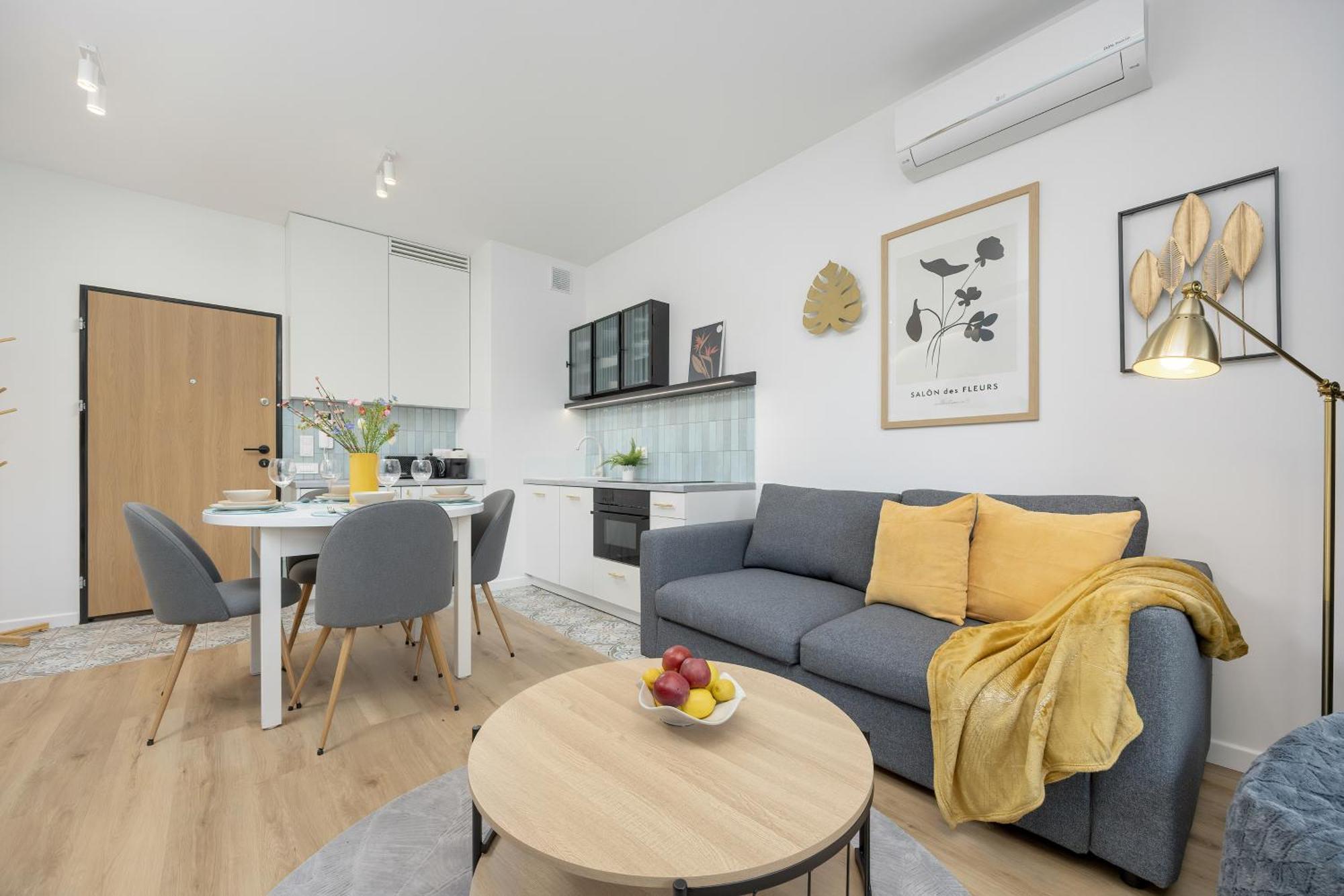 Apartamento Nowoczesne Z Balkonem Kolejowa Nu Wola By Renters Varsóvia