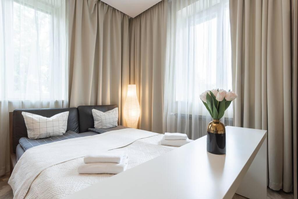 Close-urban Chic - City Center - Studio - Plac Konstytucji Apartment Warsaw