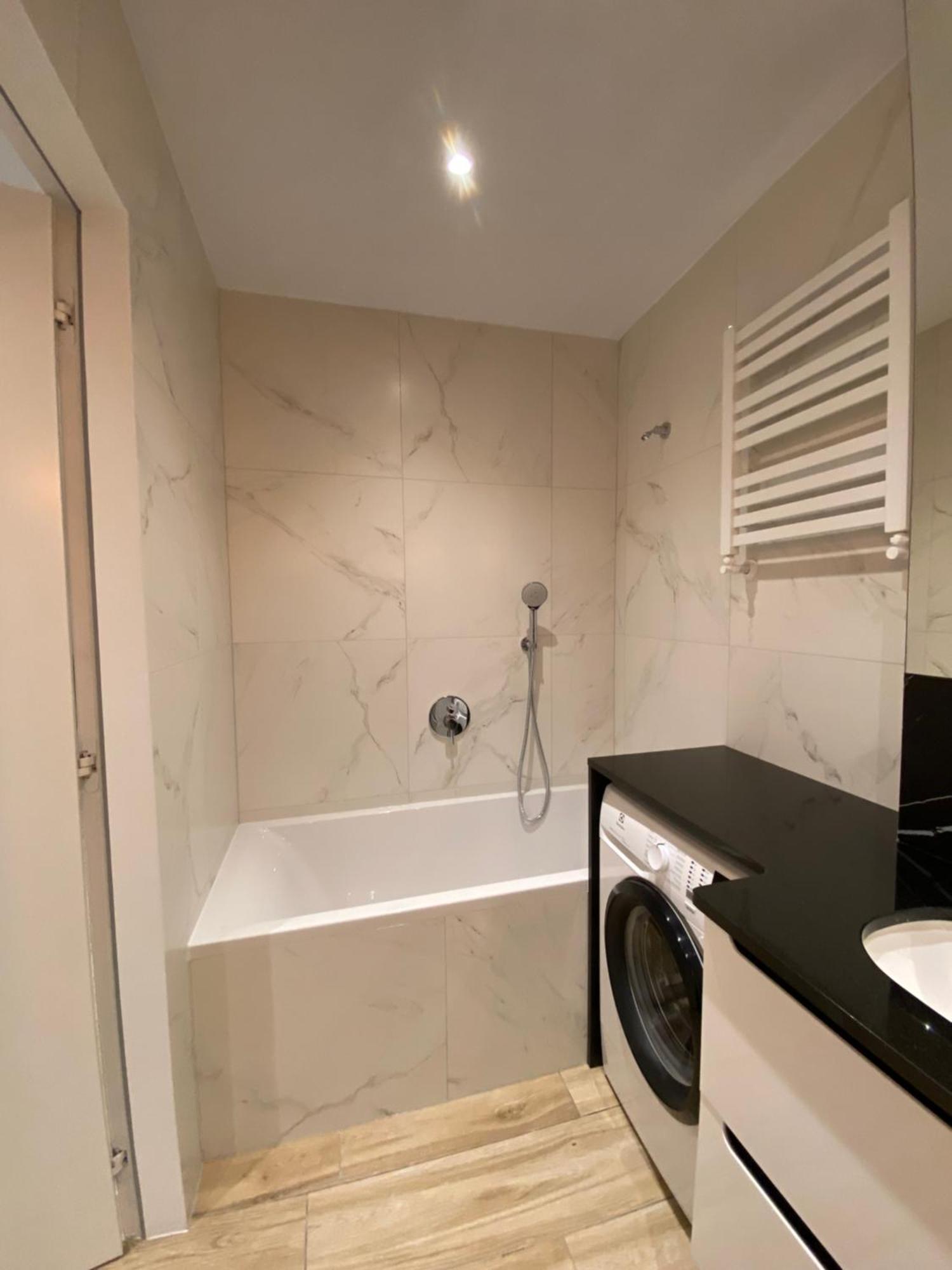 Apartment To Host - Old Town *