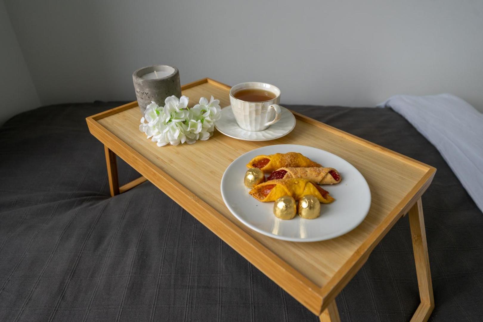 Apartament Srodmiescie - 8th Floor, Workspace, Tram - By Rentujemy