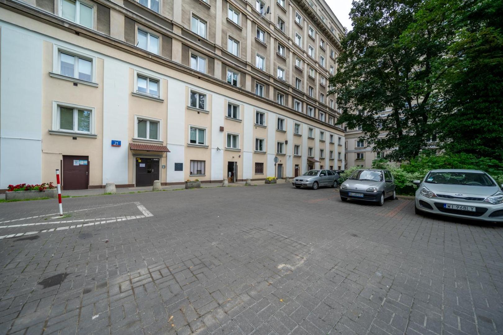 Srodmiescie - 8th Floor, Workspace, Tram - By Rentujemy Warsaw