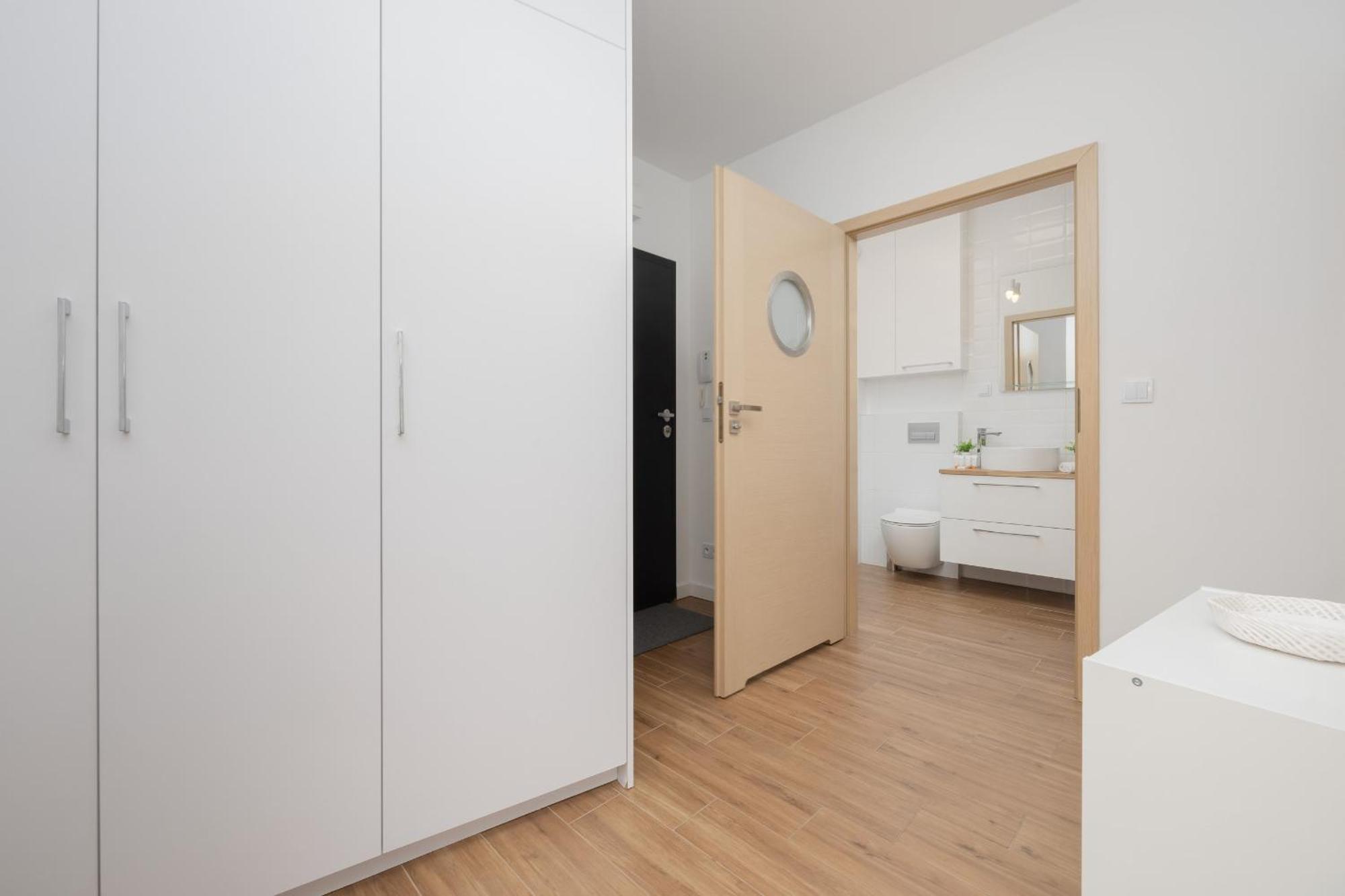 Sloneczny Z Parkingiem By Renters Warsaw