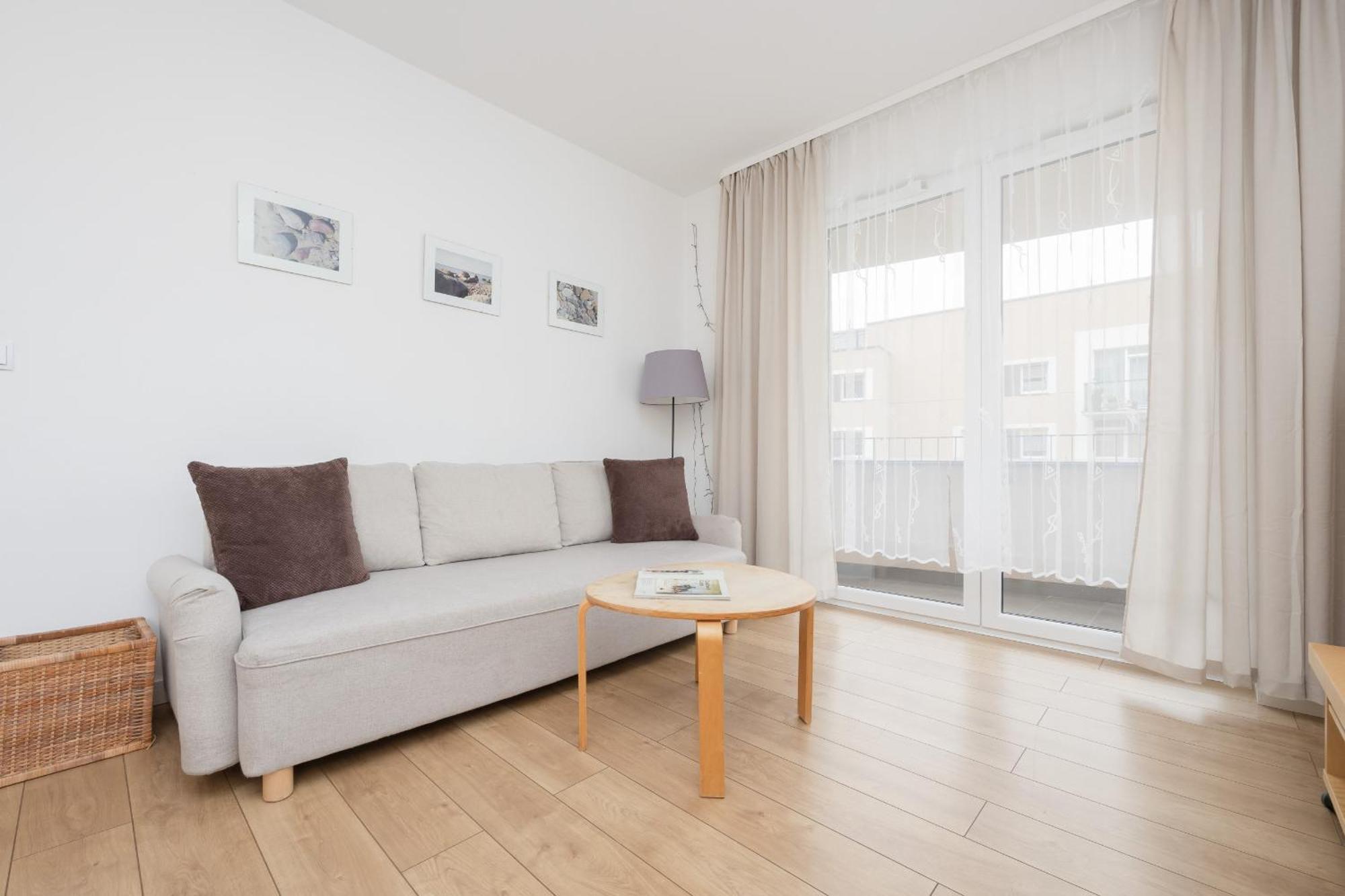 Sloneczny Z Parkingiem By Renters Apartment