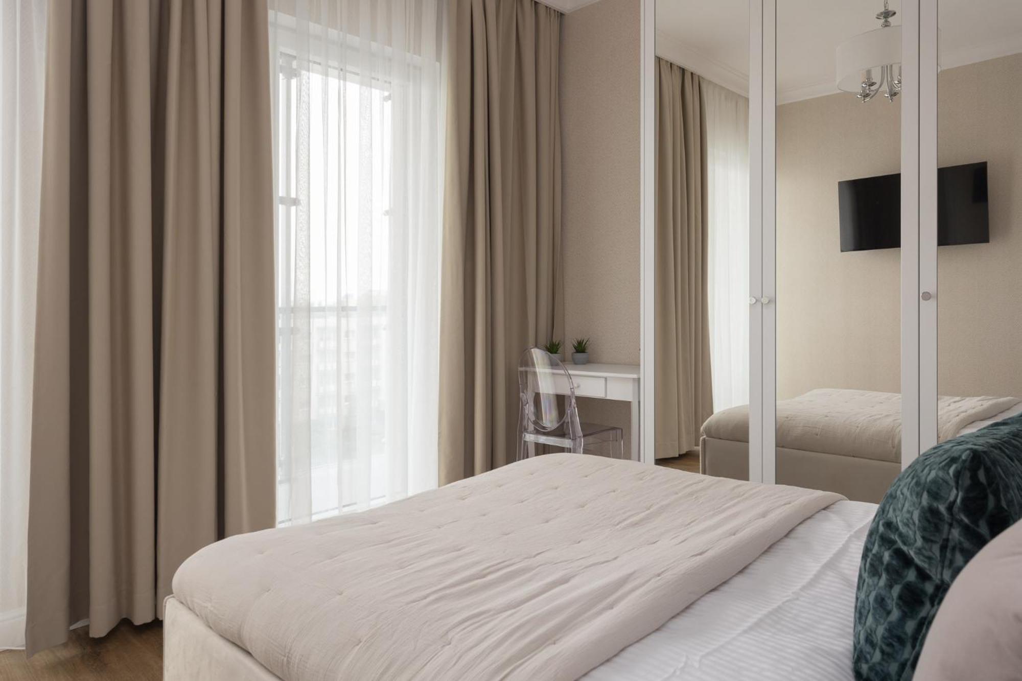 Crystal Premium Căn hộ Warsaw