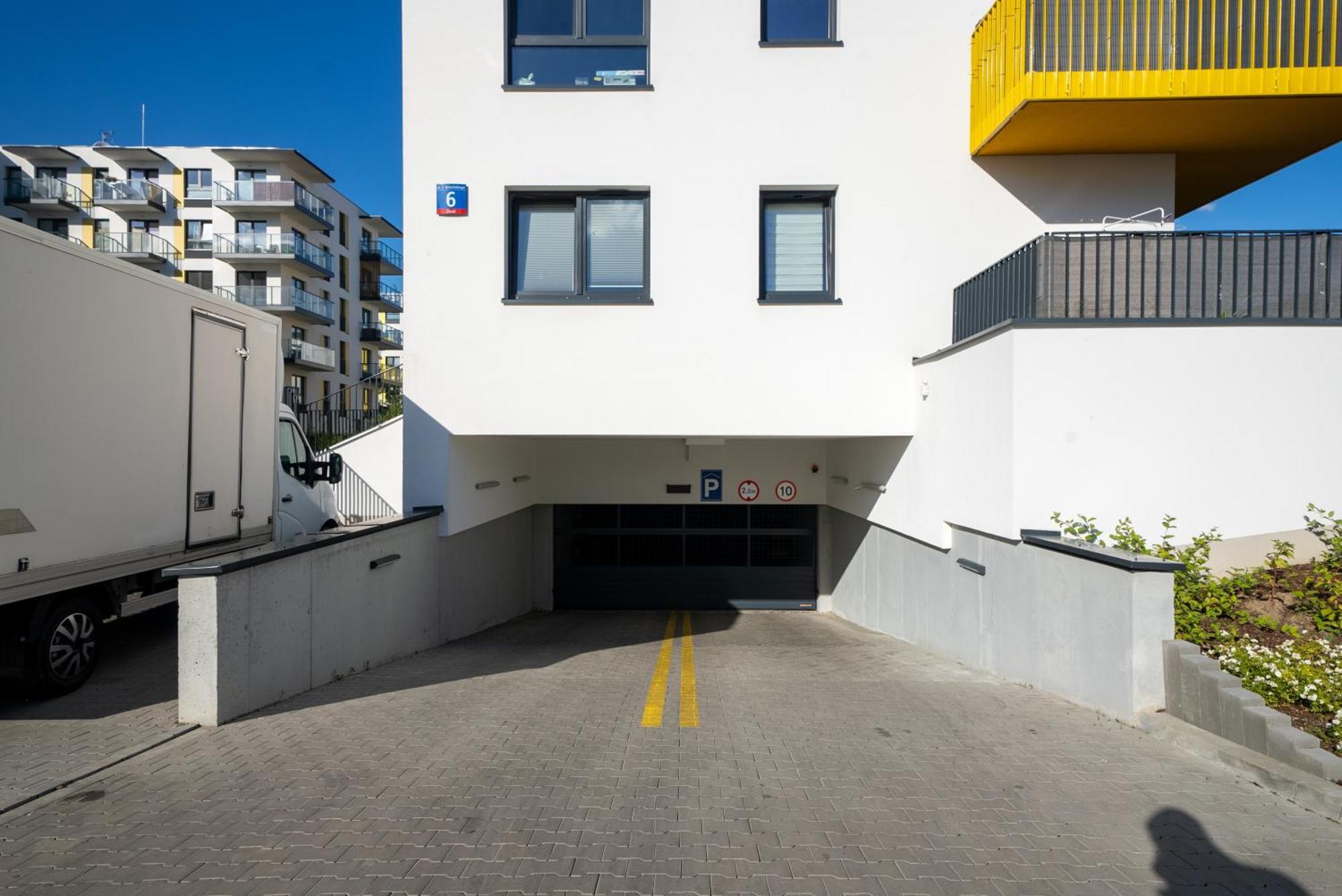 Bialoleka - Balcony, Parking, Ac - By Rentujemy *