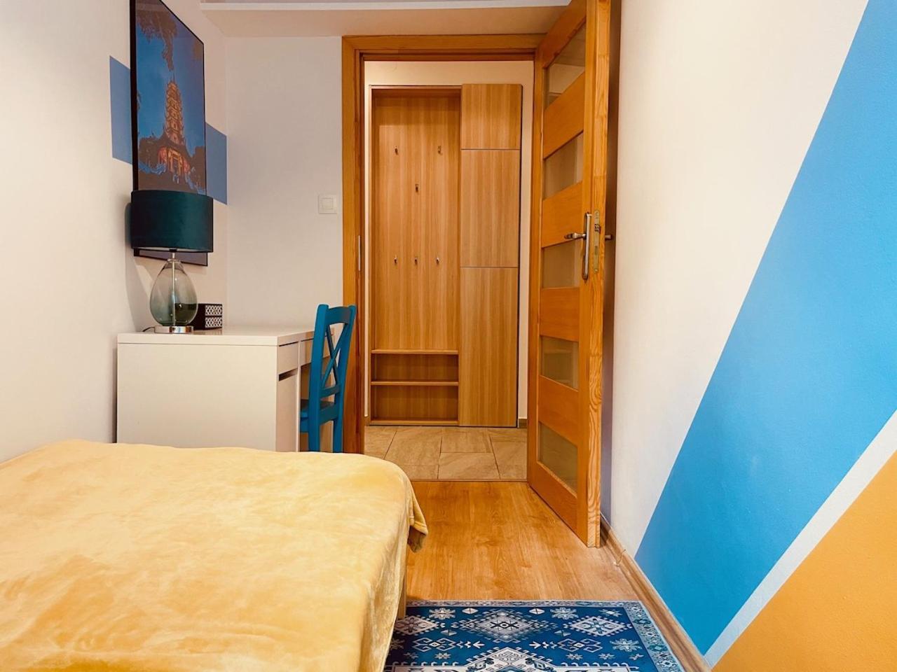Luxury 4-bedroom In Centre - Self-check In & Fast Wifi * Warsaw
