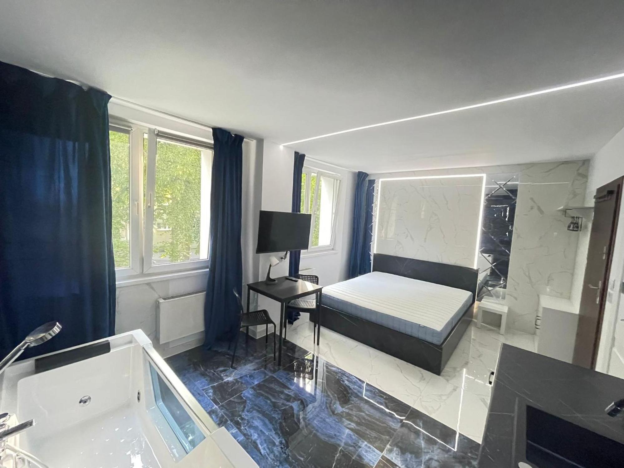 Yourapart Karmelicka Z Jacuzzi Apartment Warsaw