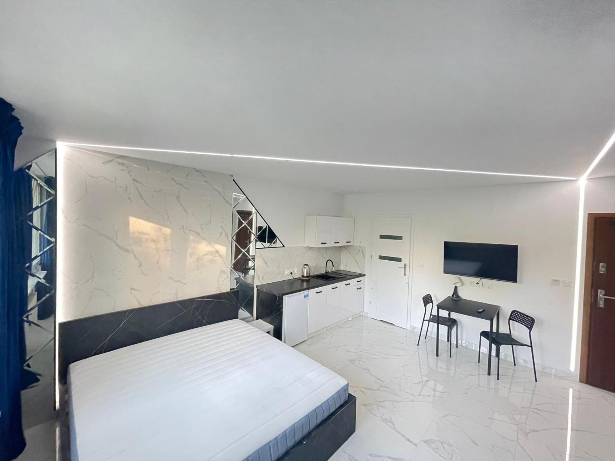 Yourapart Karmelicka Z Jacuzzi Warsaw