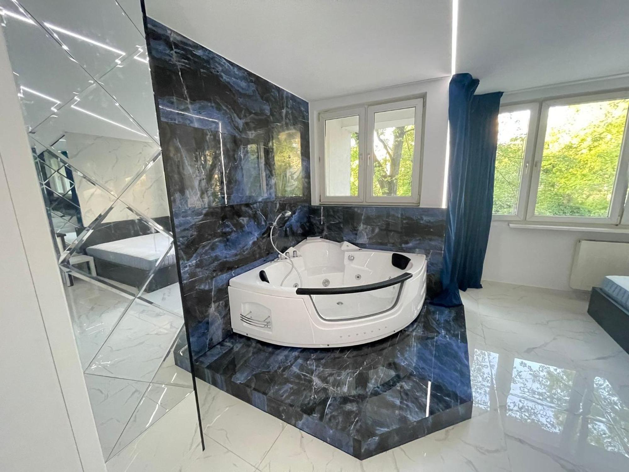 Apartment Yourapart Karmelicka Z Jacuzzi