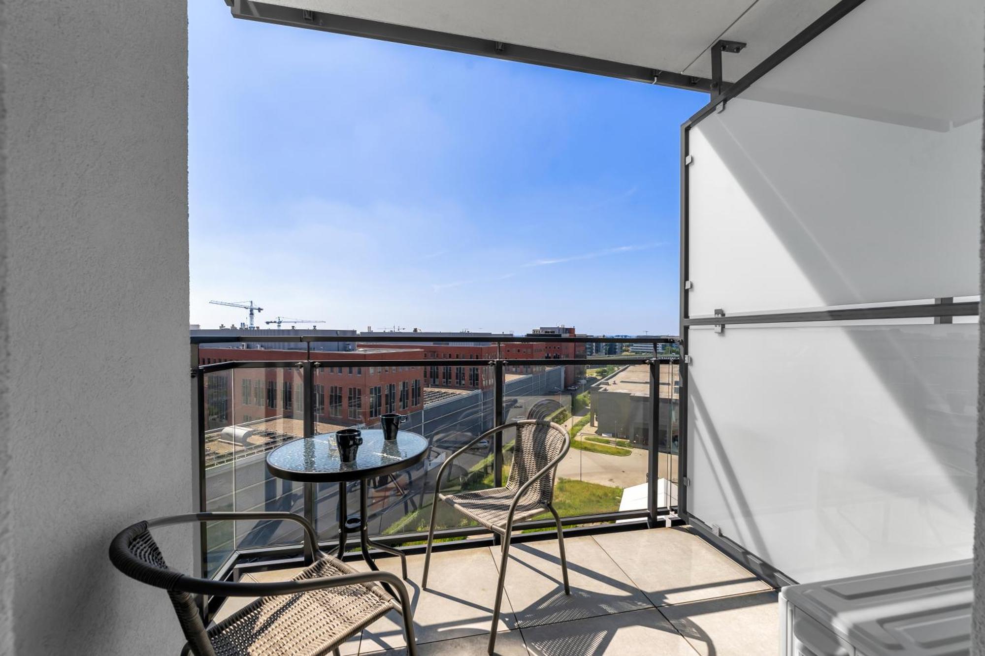 Apartment 7th Floor Wlochy - Balcony, Workspace - By Rentujemy *