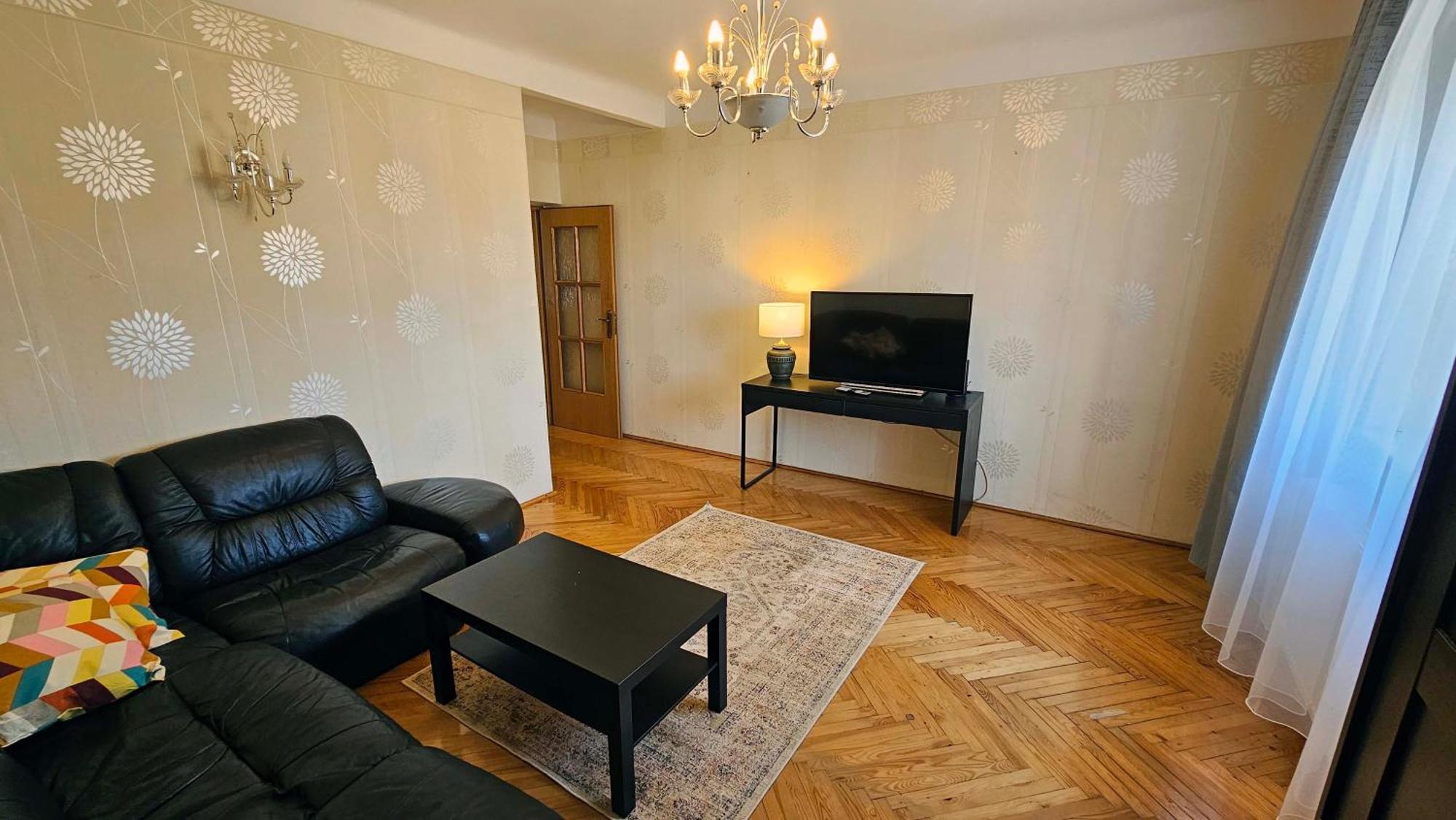 Centre 3-bedroom Comfort Apartment *