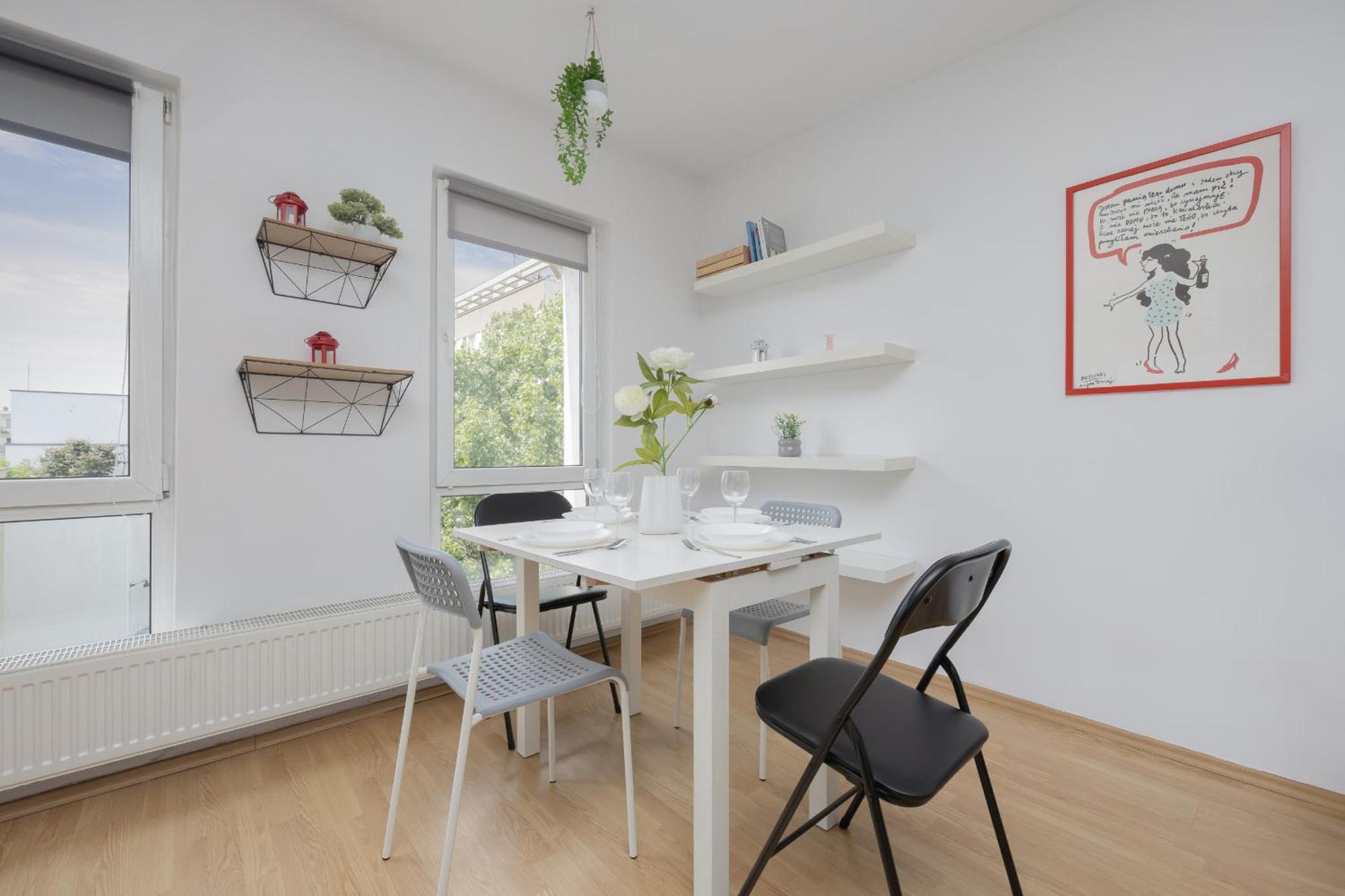 Rodzinne Studio Dla 4 Osob W Centrum Warszawy By Renters Warsaw