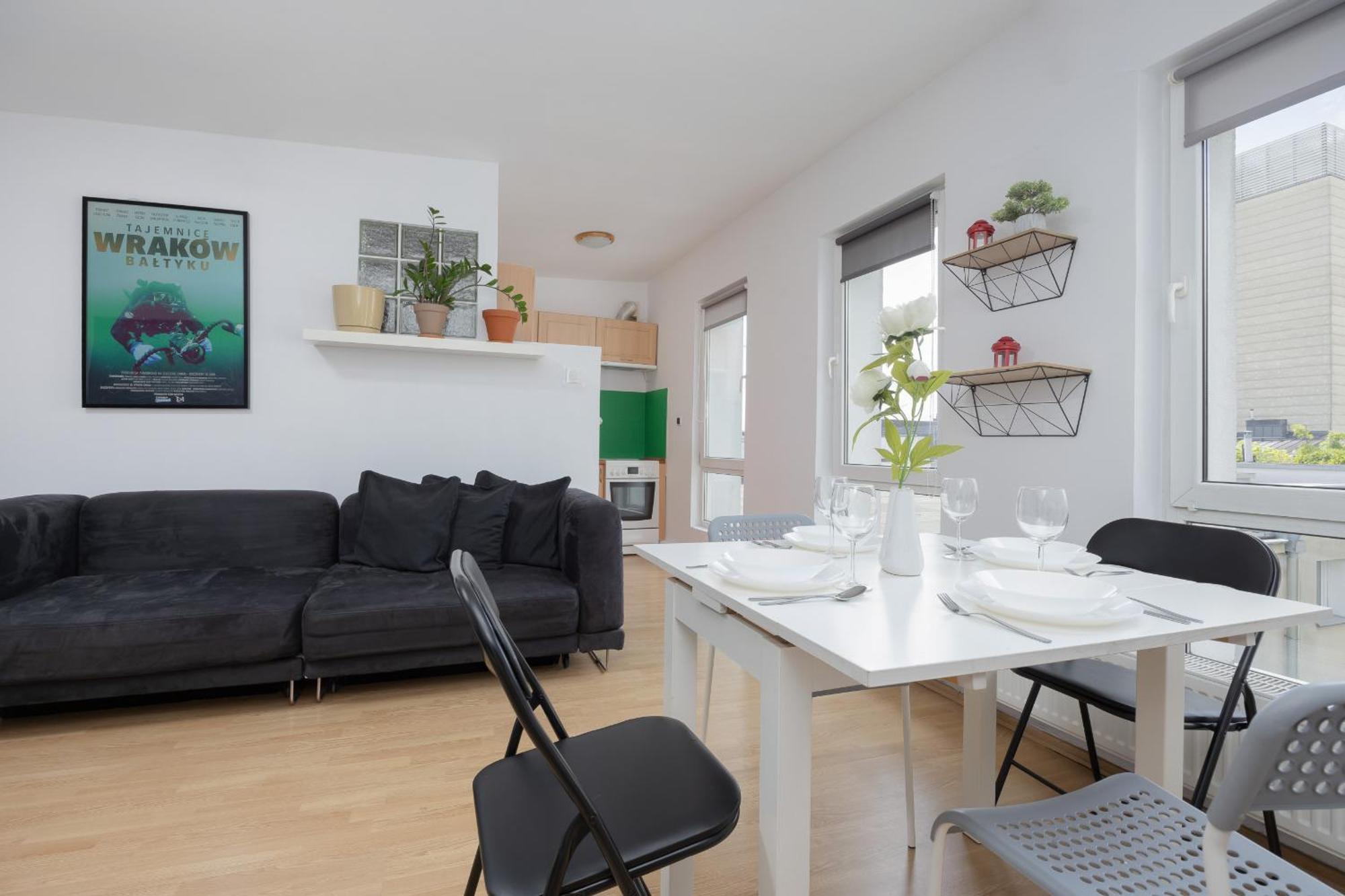 Rodzinne Studio Dla 4 Osob W Centrum Warszawy By Renters Apartment