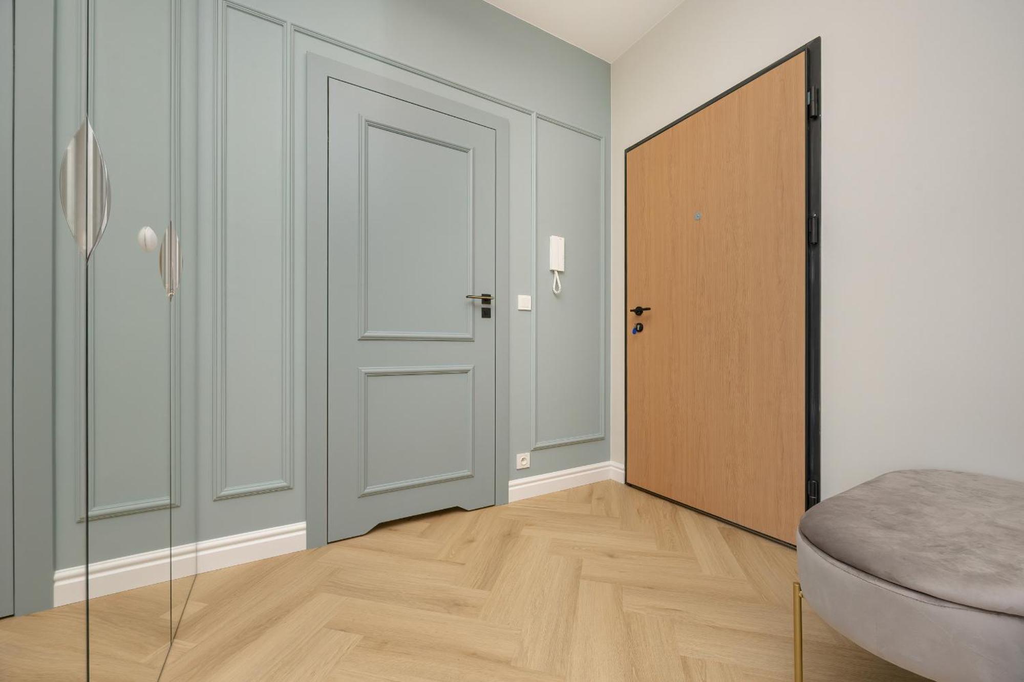 Apartament Zupnicza Elegant With Balcony By Renters