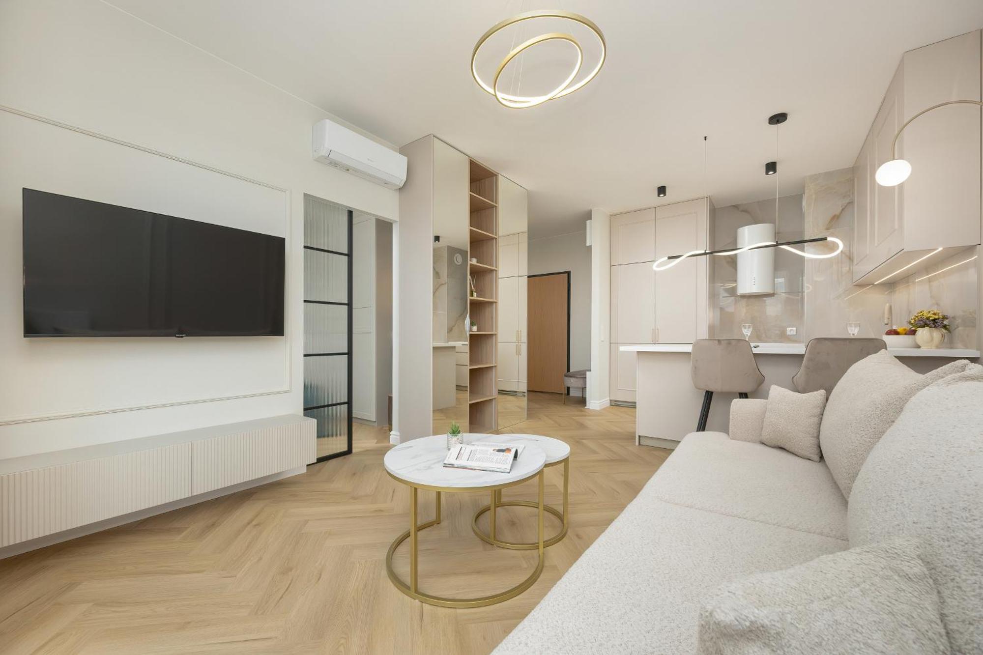 Zupnicza Elegant With Balcony By Renters Apartament Warszawa