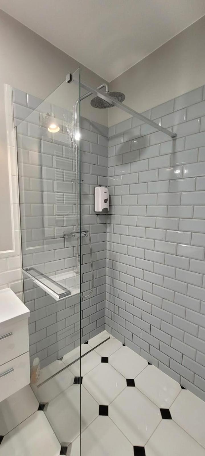 Homecomfort Delux * Warschau