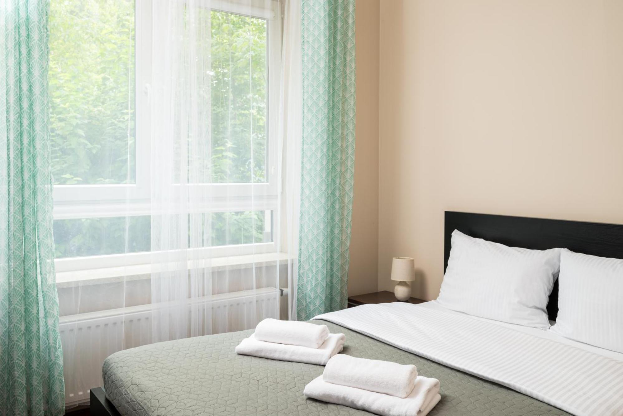 Aleja Krakowska Homely Apartament