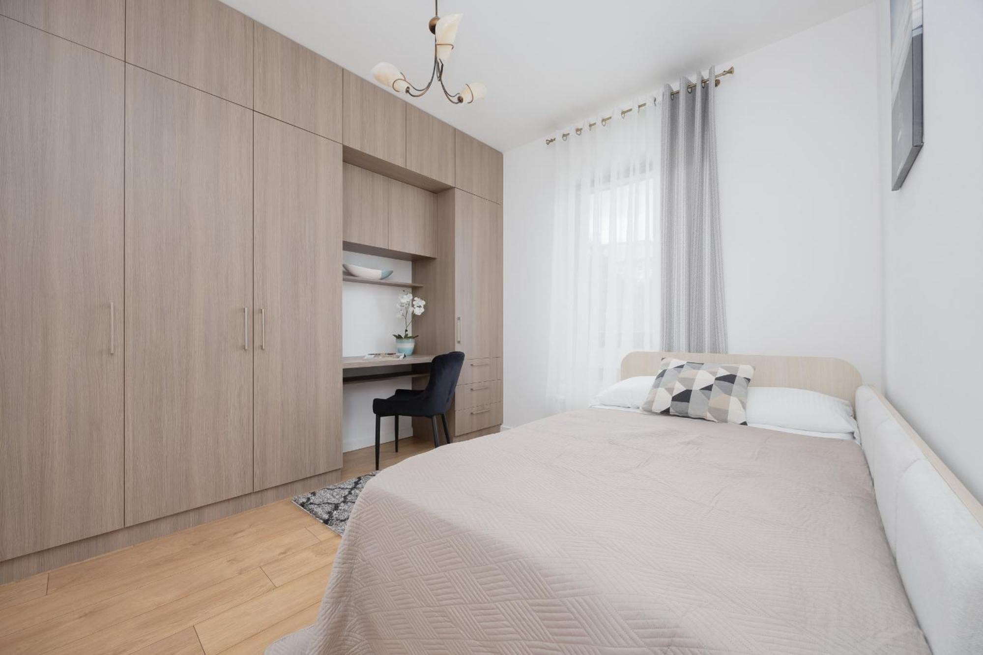 Klimatyzowany Z Parkingiem W Stolicy By Renters Apartment *