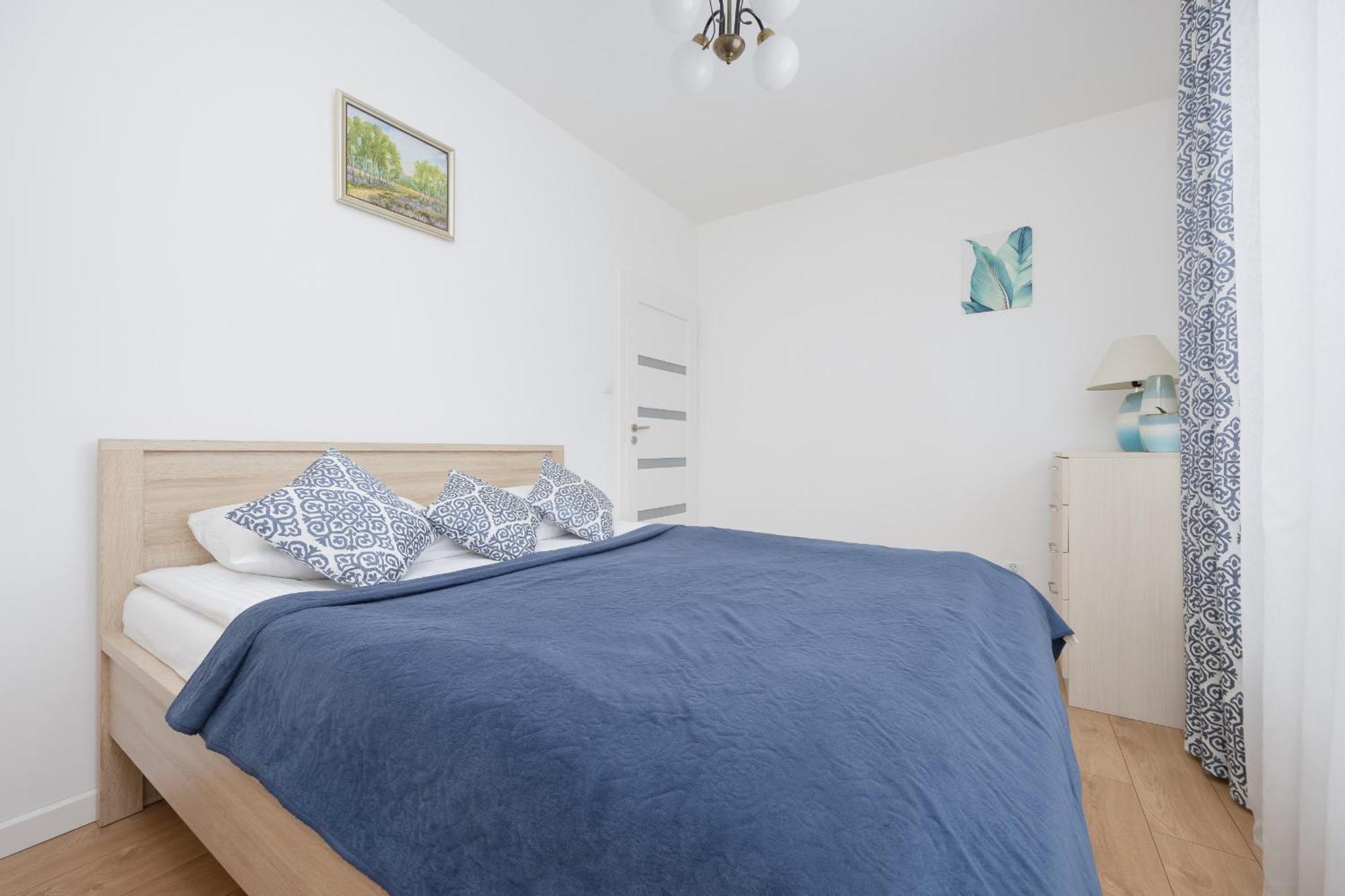 Apartment Klimatyzowany Z Parkingiem W Stolicy By Renters Warsaw