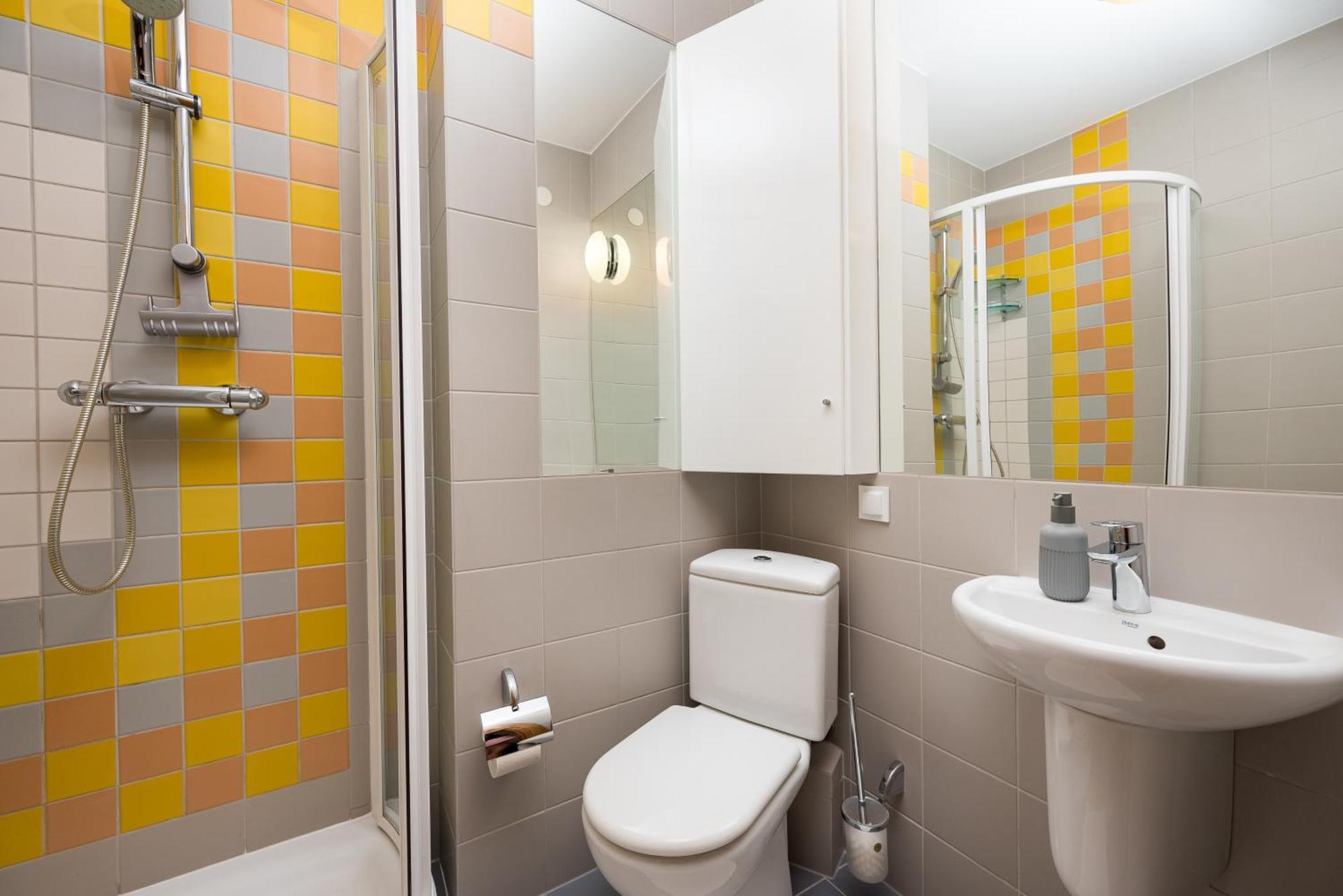 Metro Imielin 2-bedroom Apartment