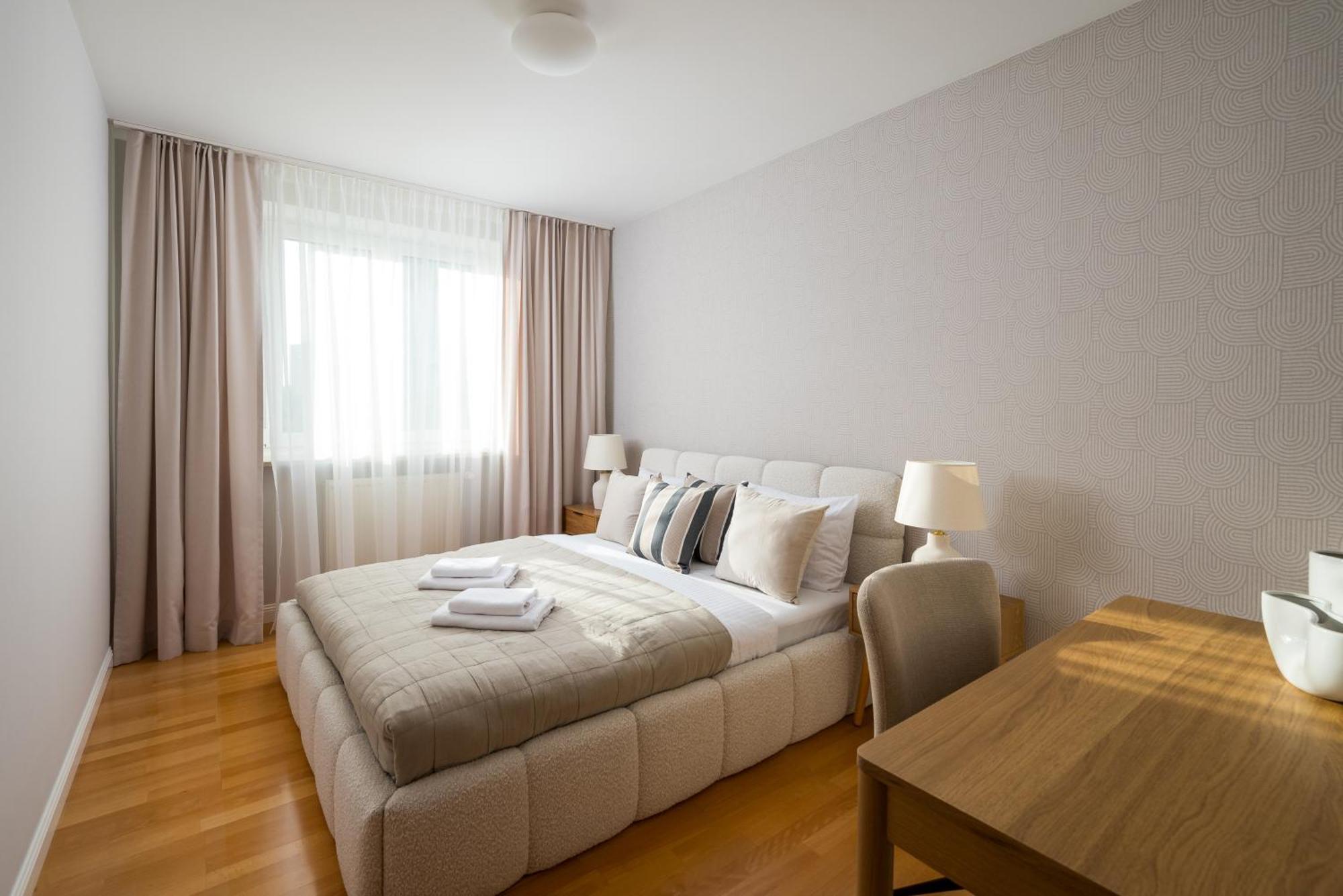 Apartment Metro Imielin 2-bedroom Warsaw