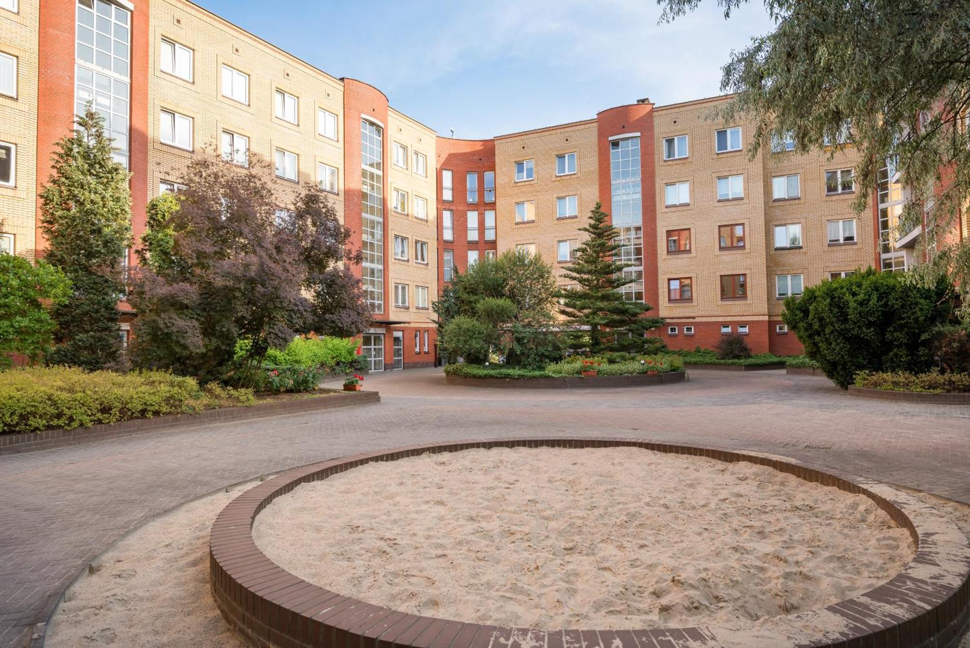 Apartment Metro Imielin 2-bedroom Warsaw