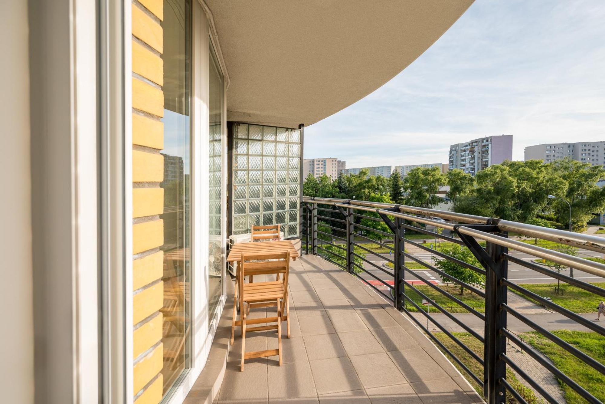Apartment Metro Imielin 2-bedroom