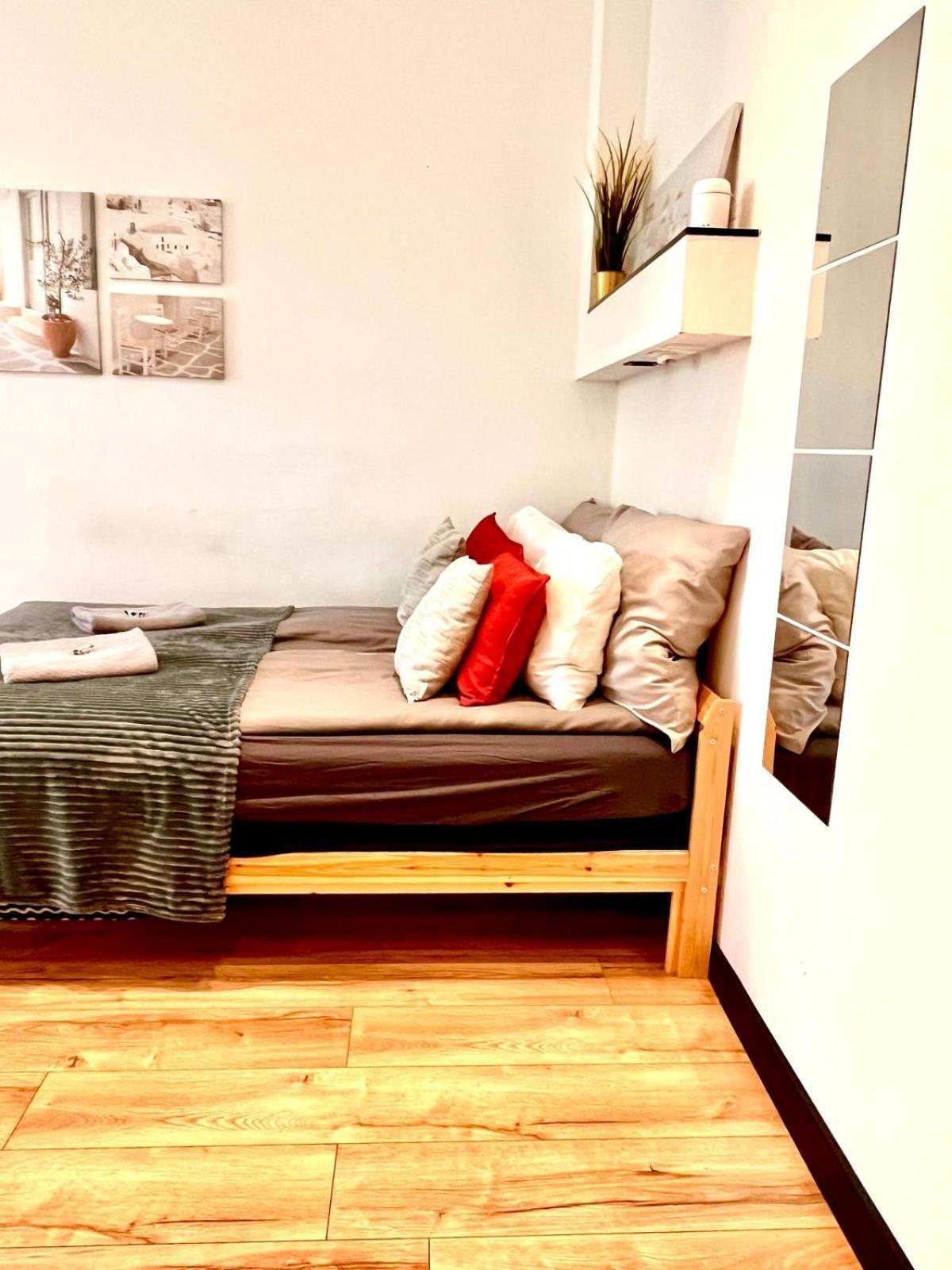 Final 1room Warszawacenter *